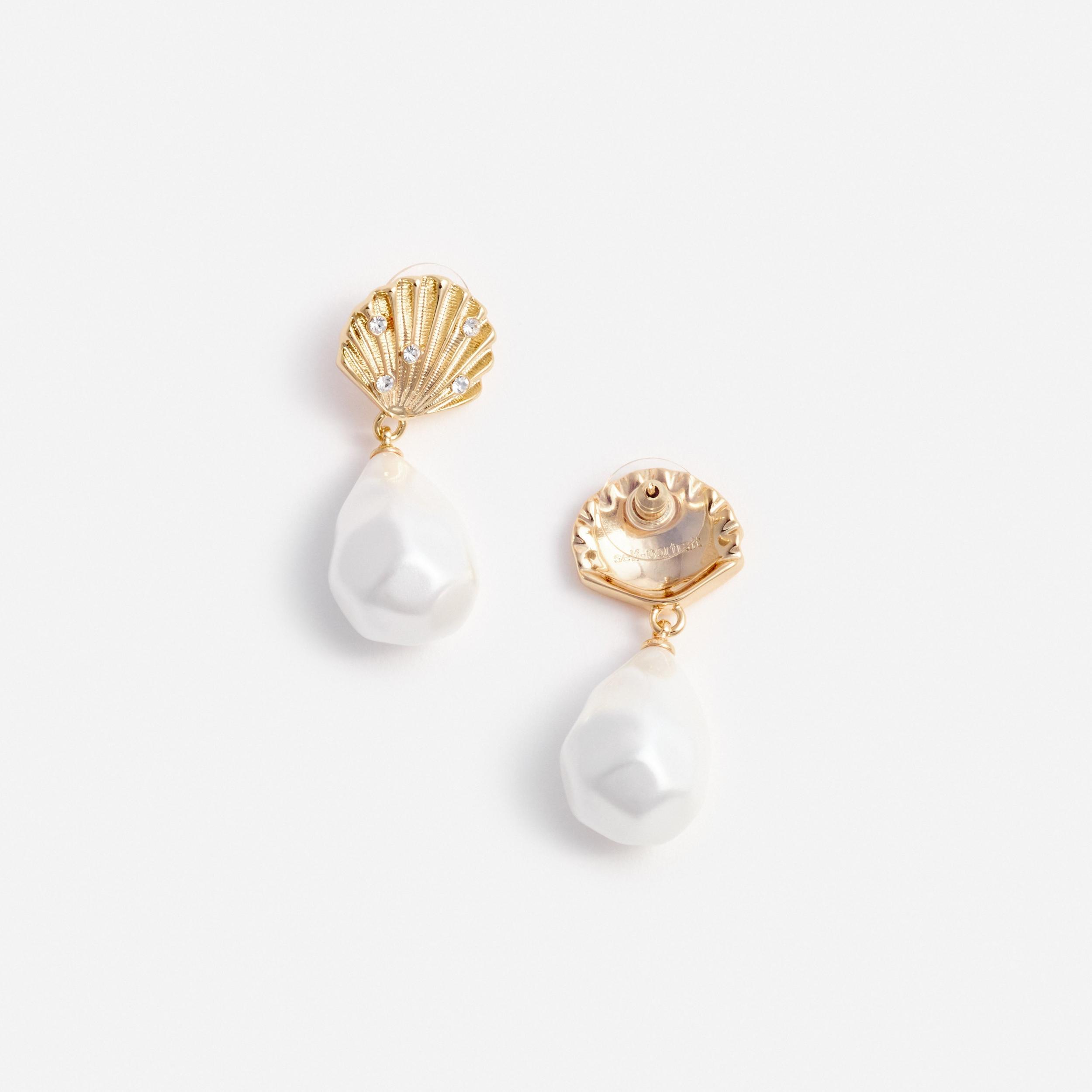 Tiered Shell Earrings Product Image