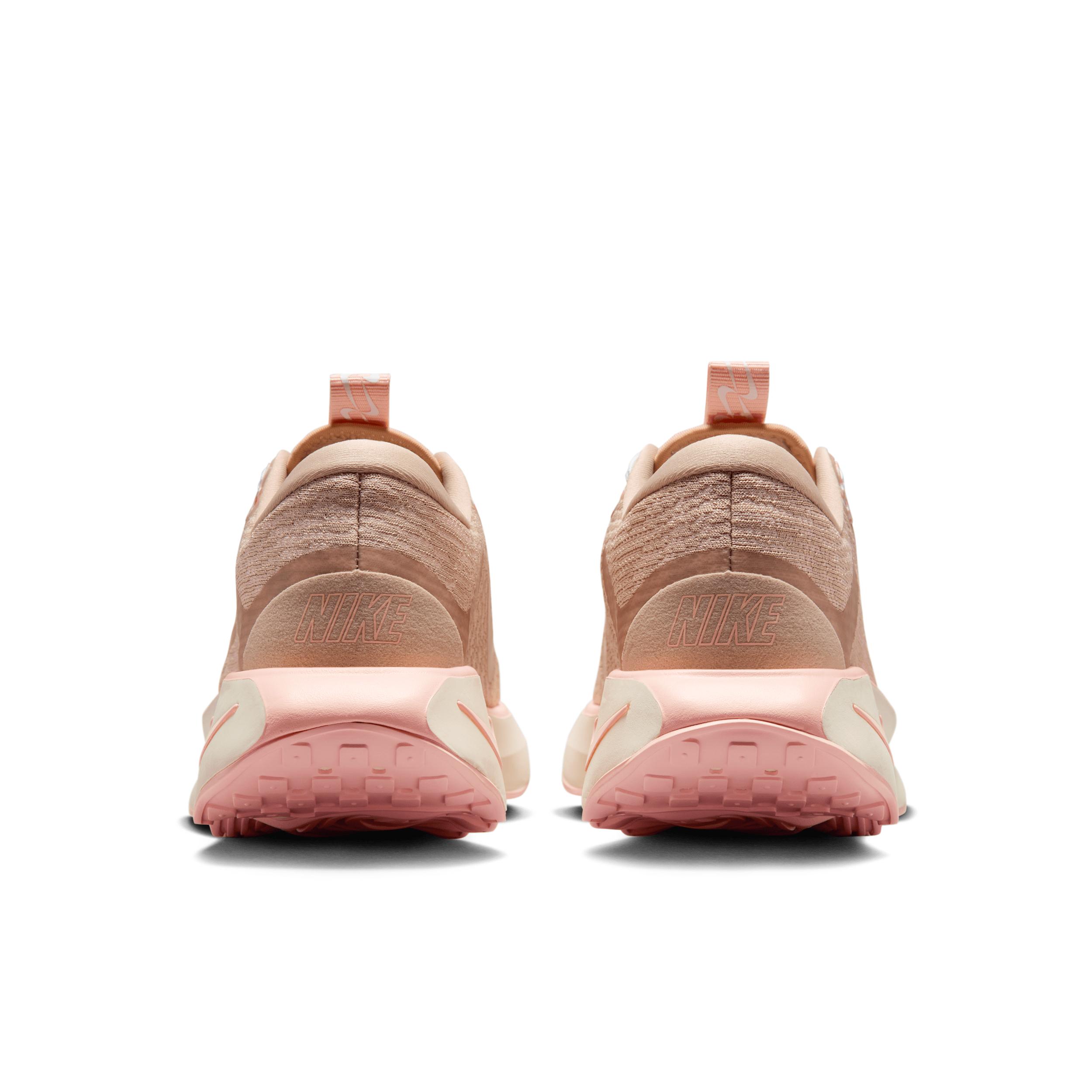 Nike Women's Motiva Walking Shoes Product Image