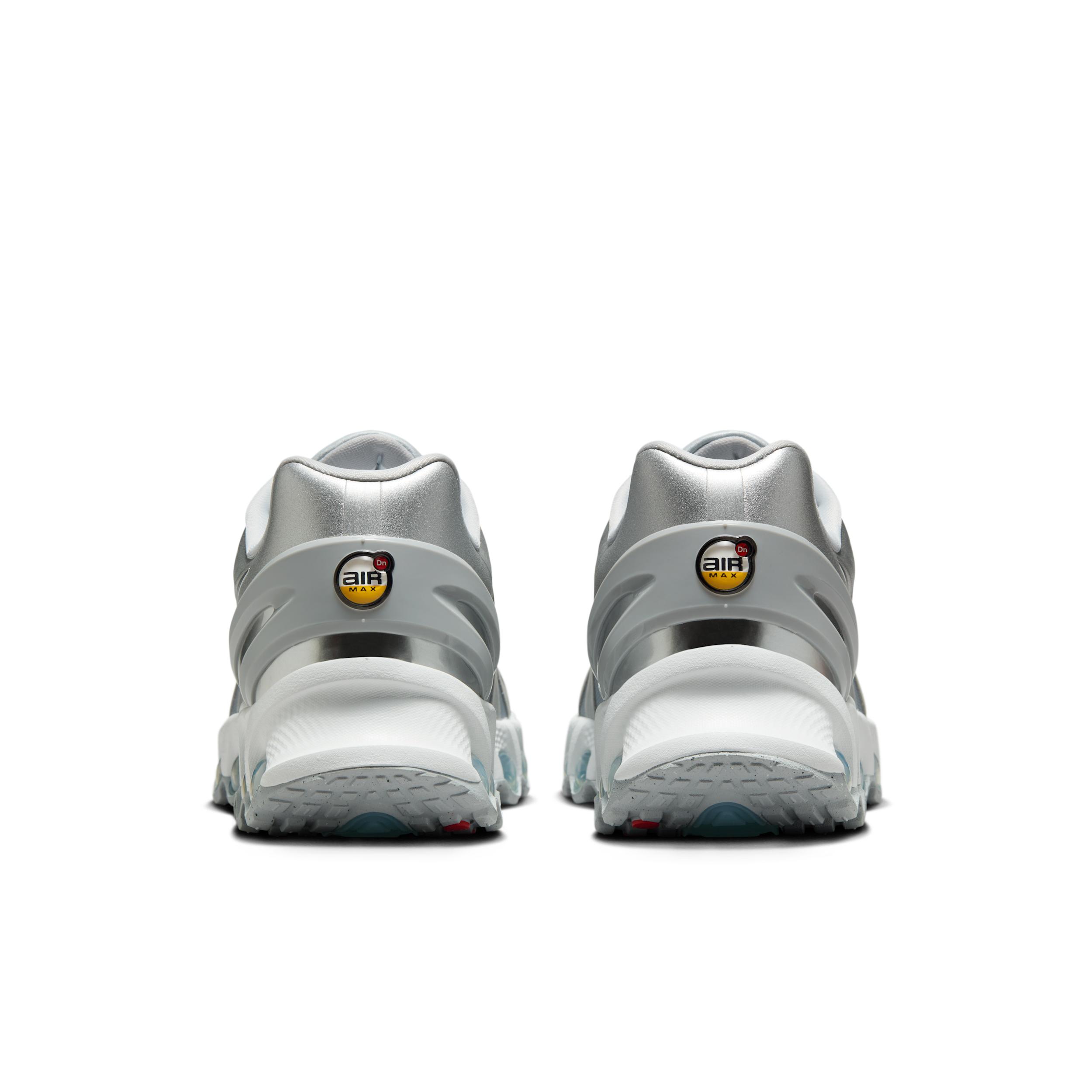 Nike Women's Air Max Dn8 Shoes Product Image