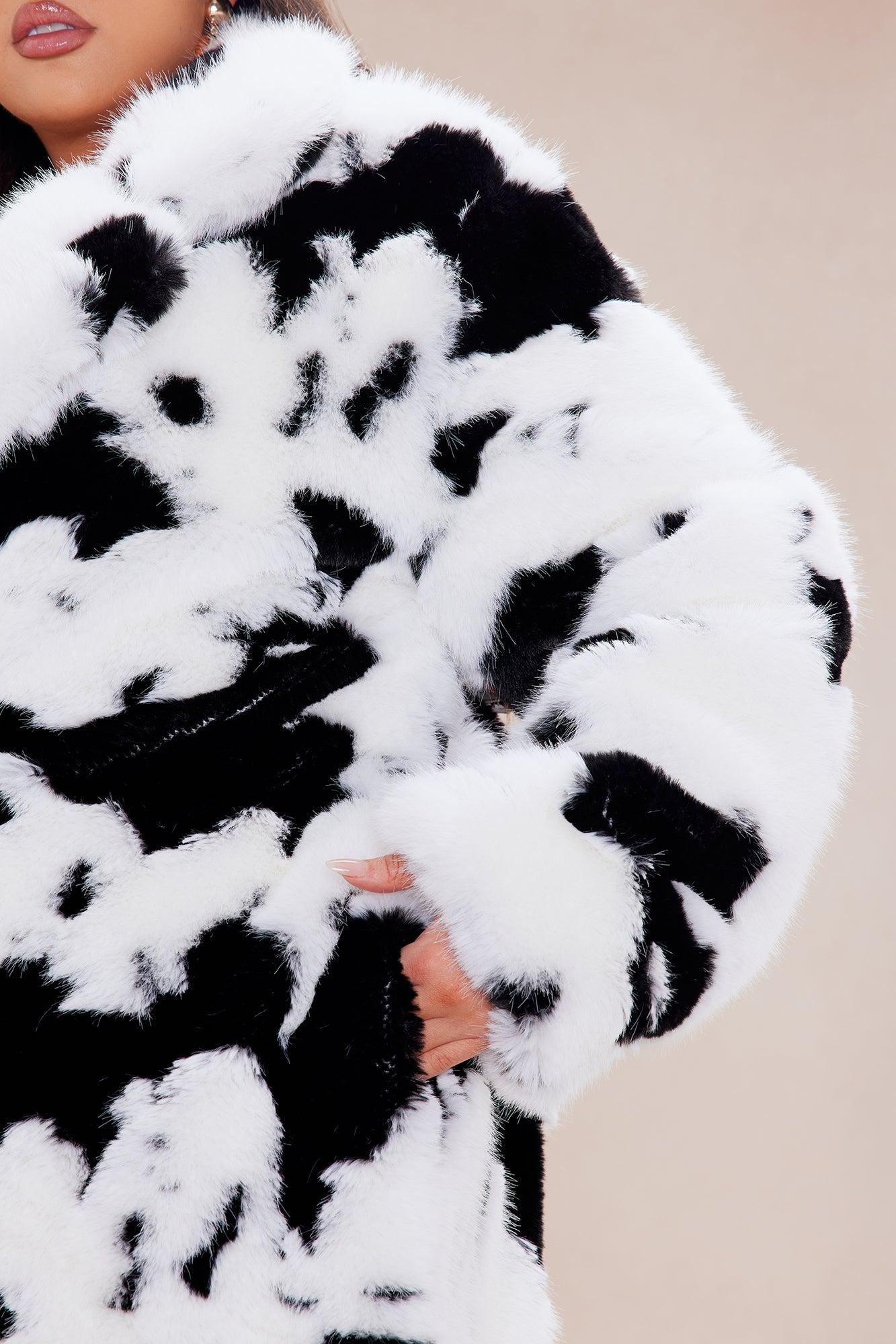 Make And Appearance Faux Fur Coat - White/Black Product Image