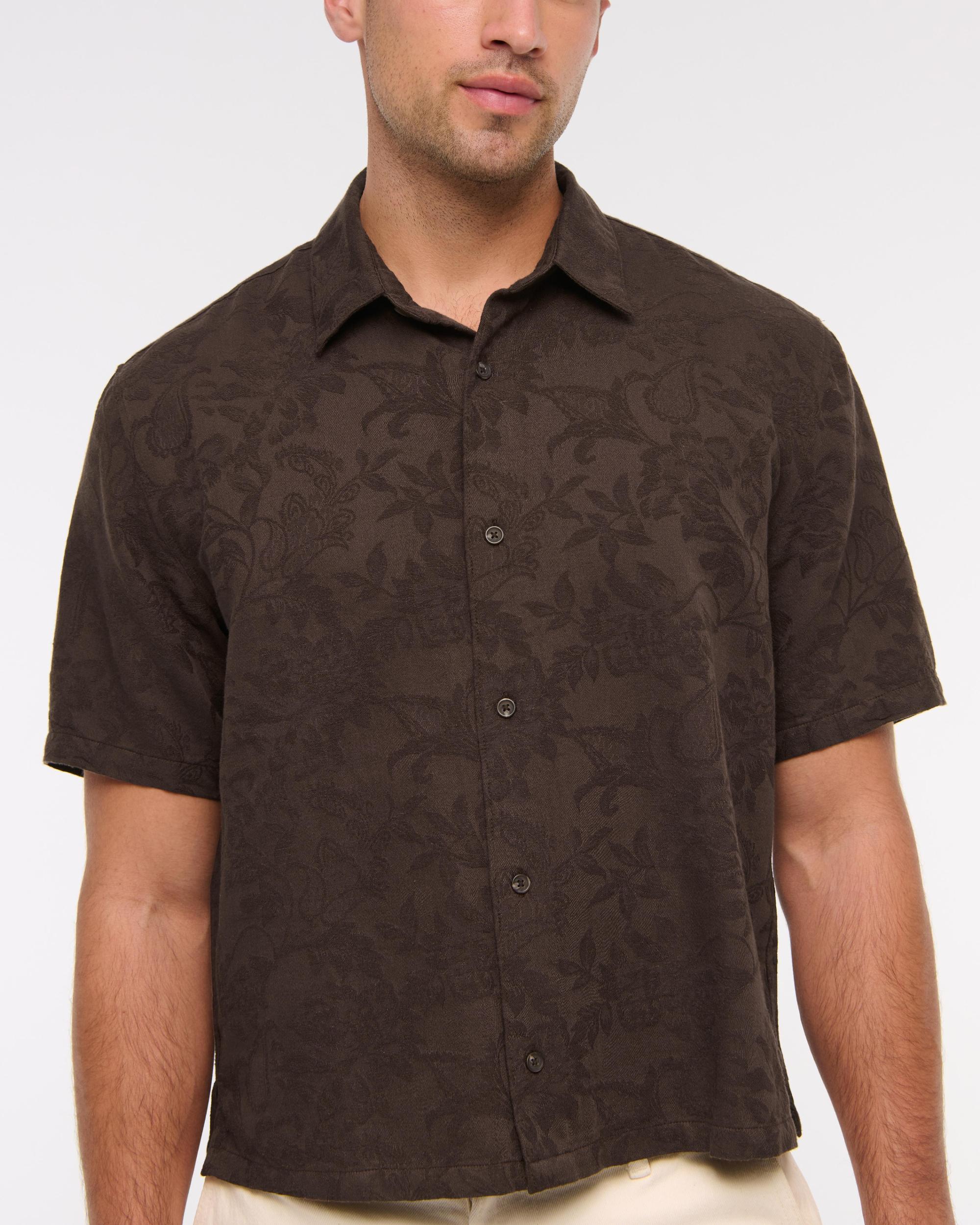 Short-Sleeve Cropped Jacquard Button-Up Shirt Product Image