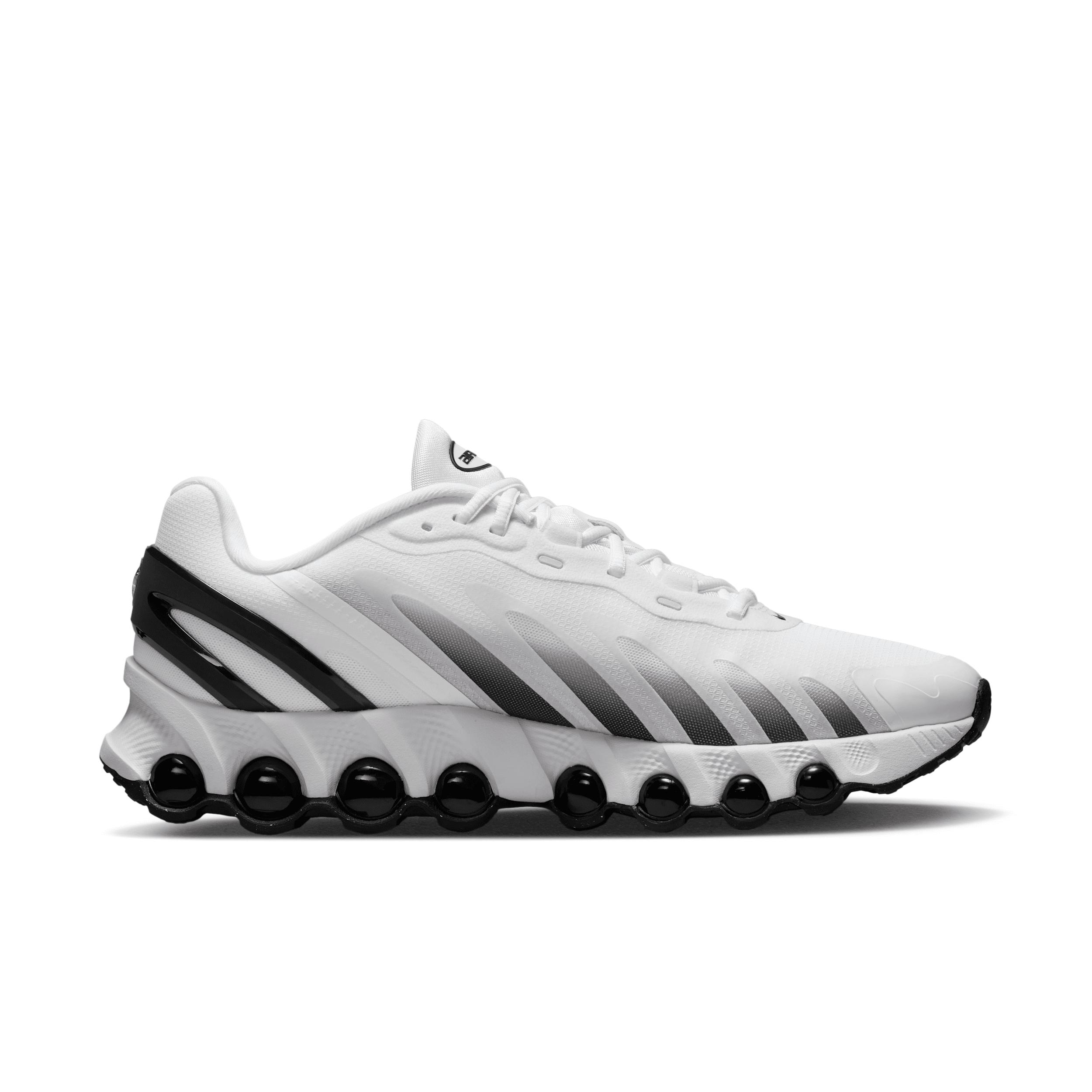 Nike Men's Air Max Dn8 Shoes Product Image