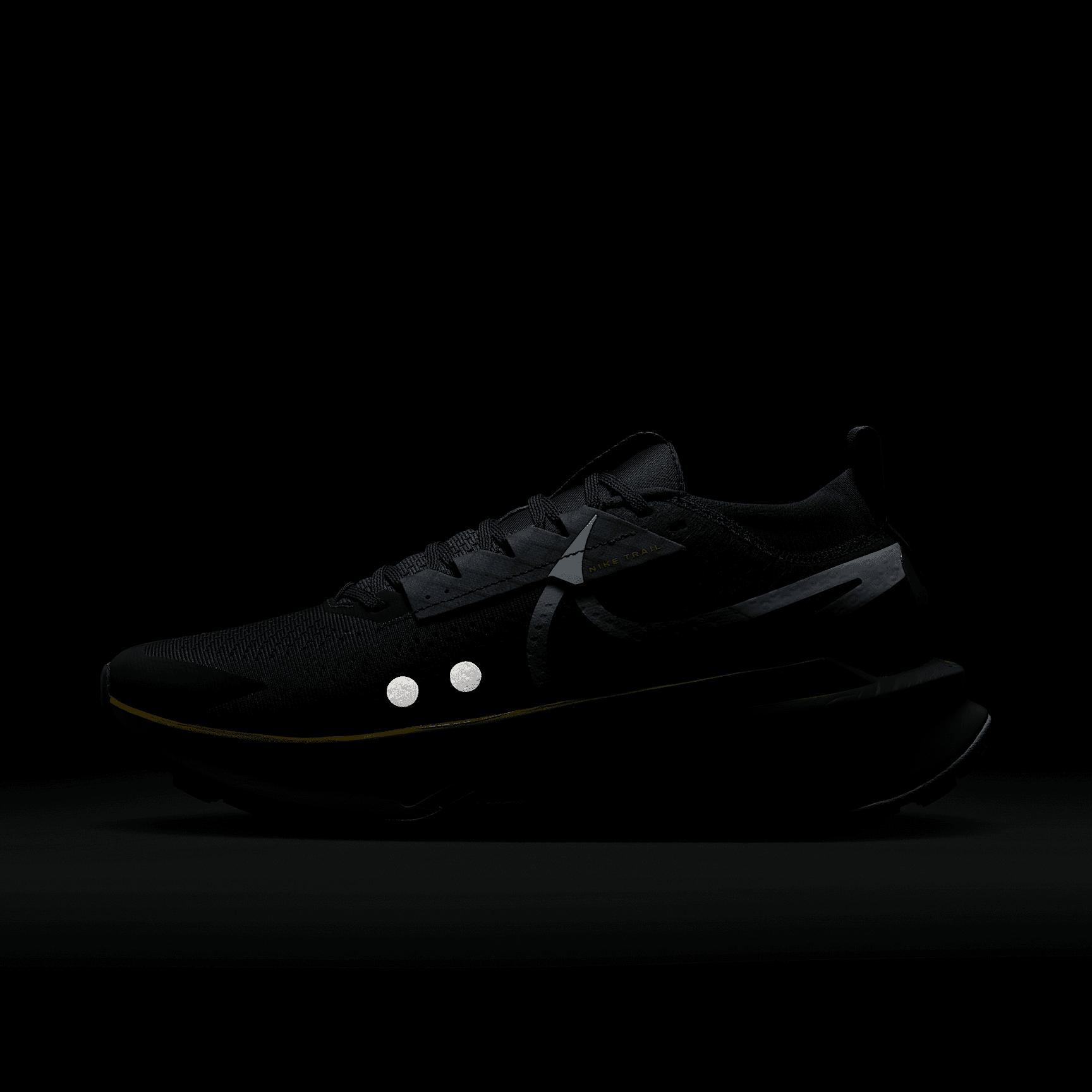 Nike Men's Zegama 2 Trail Running Shoes Product Image