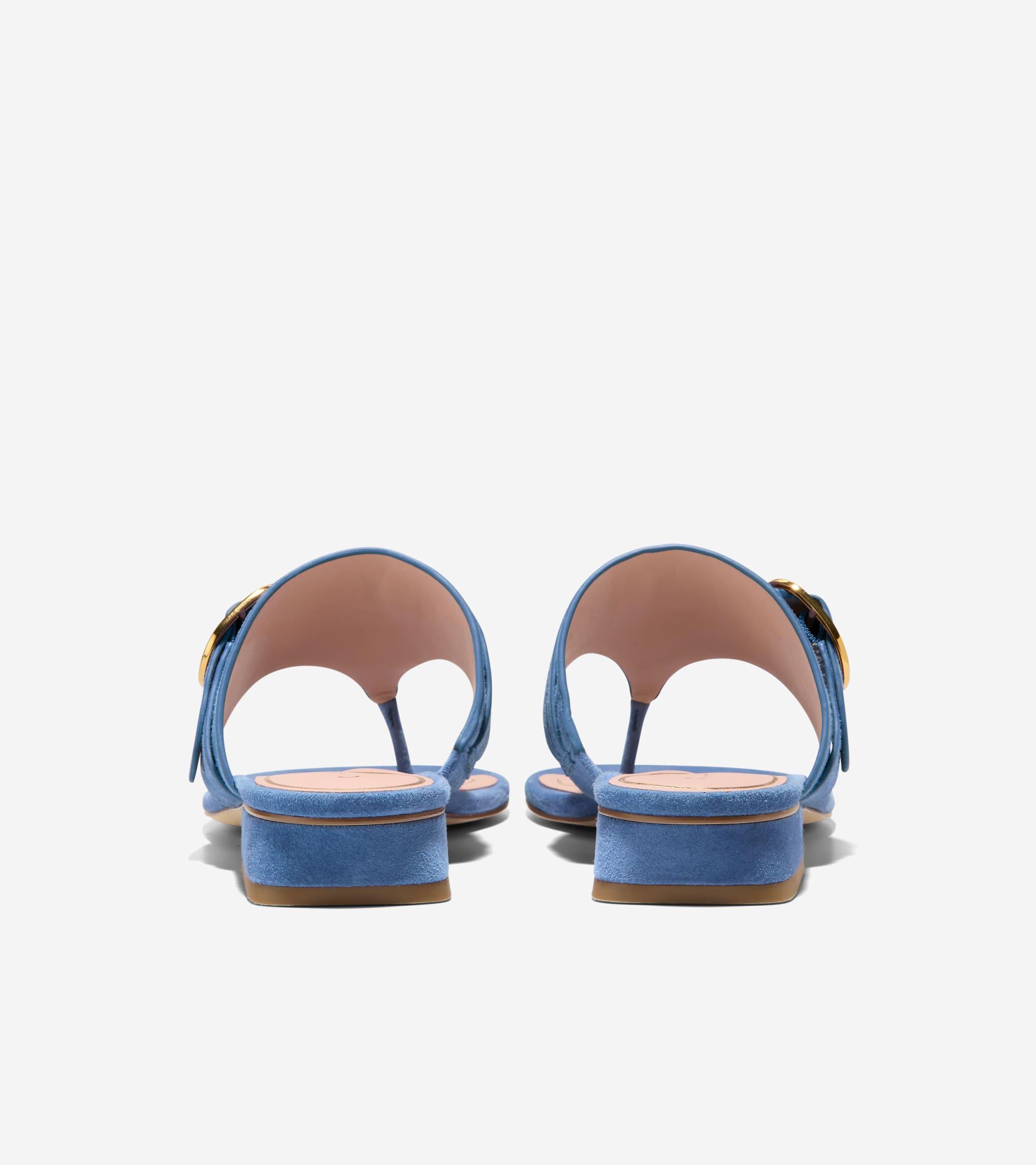 Women's Signature Packable Hooded Rain Jacket Product Image