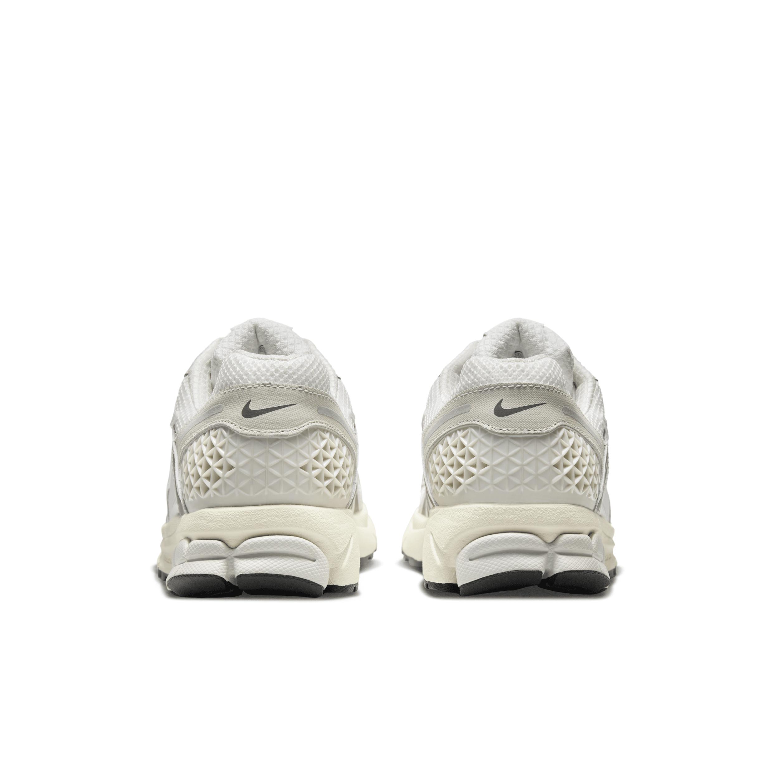 Nike Mens Zoom Vomero 5 SE Shoes | HF0731-007 Product Image