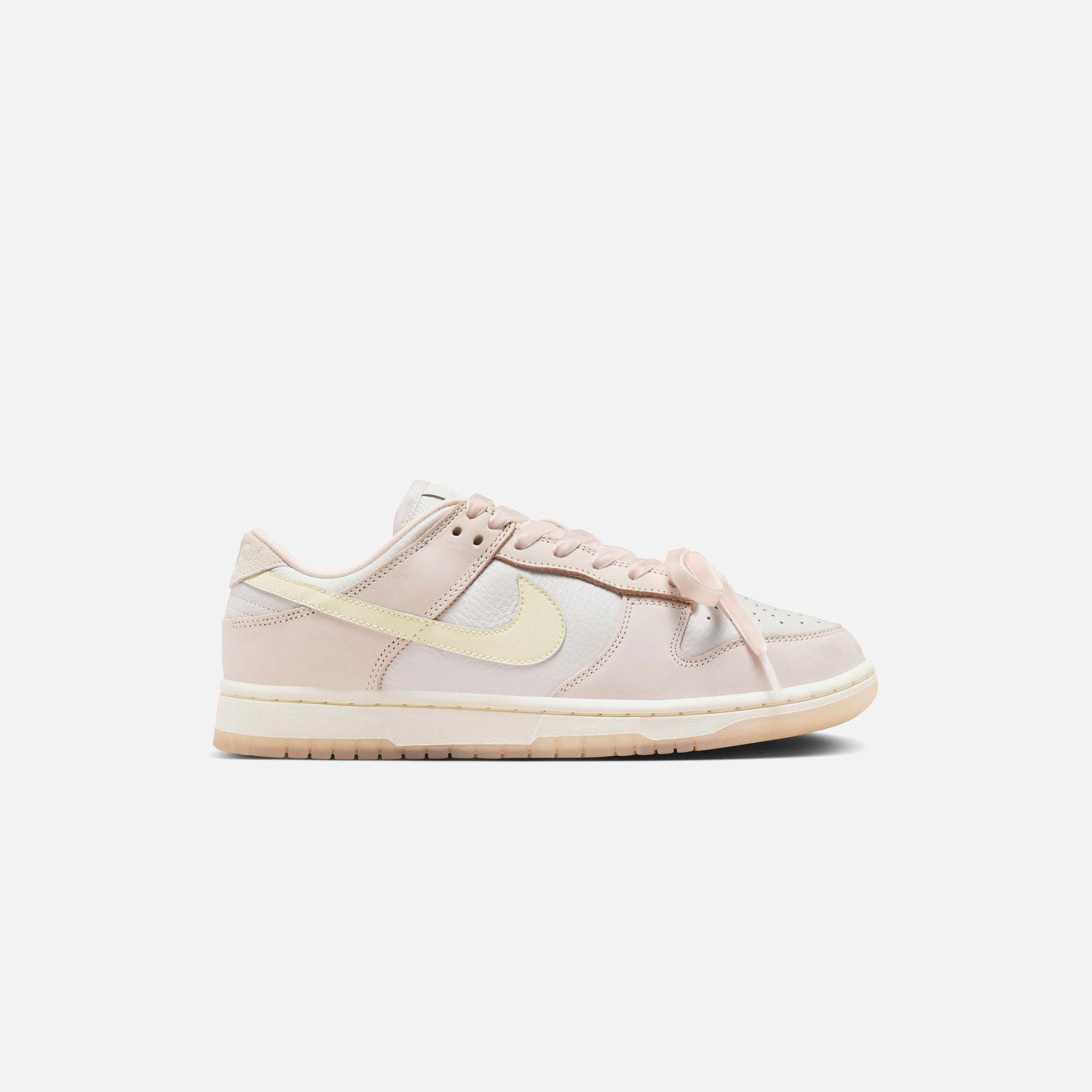 Nike WMNS Dunk Low PRM - Light Soft Pink / Coconut Milk Female Product Image