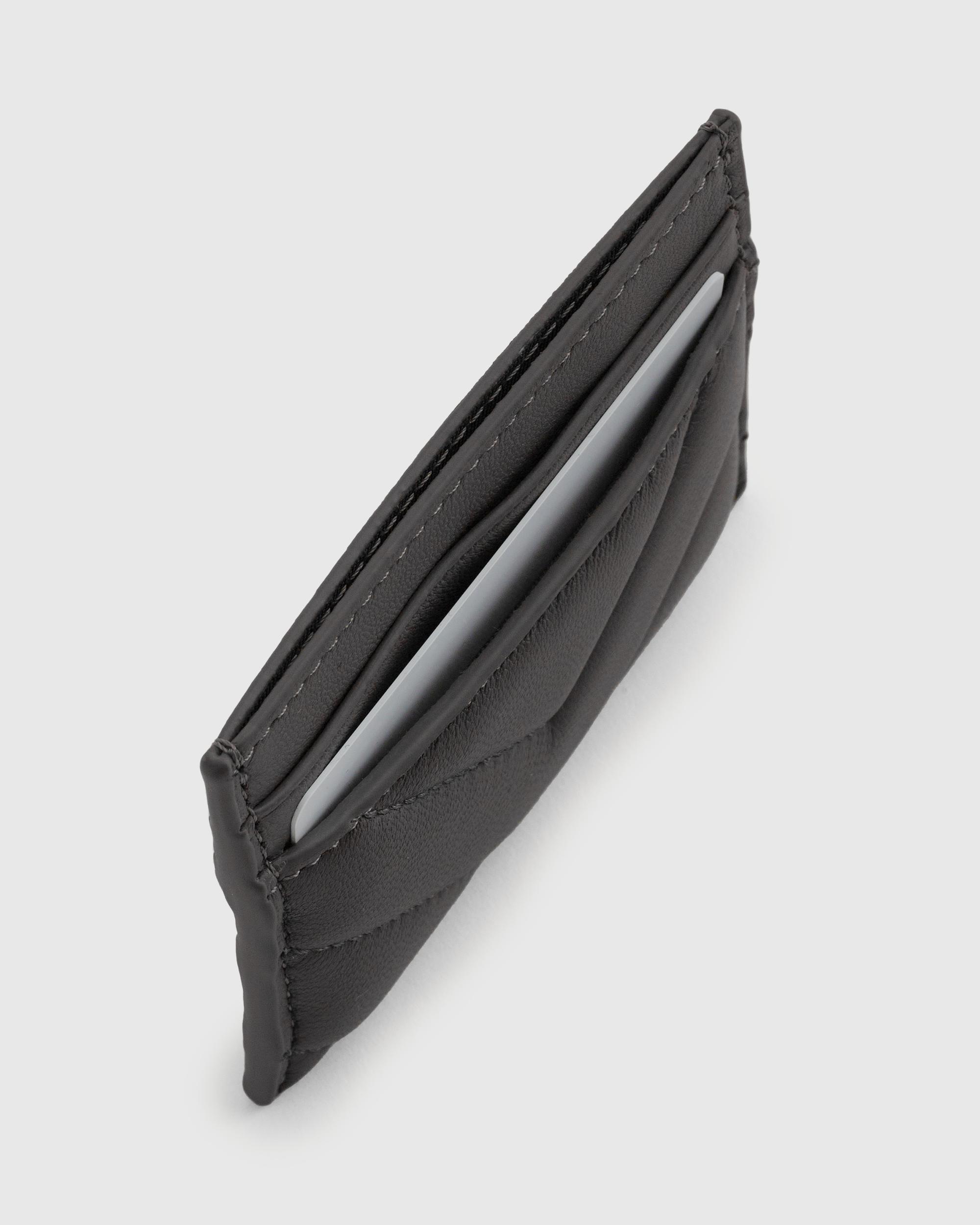 Quince | Women's Italian Leather Quilted Small Card Case Product Image