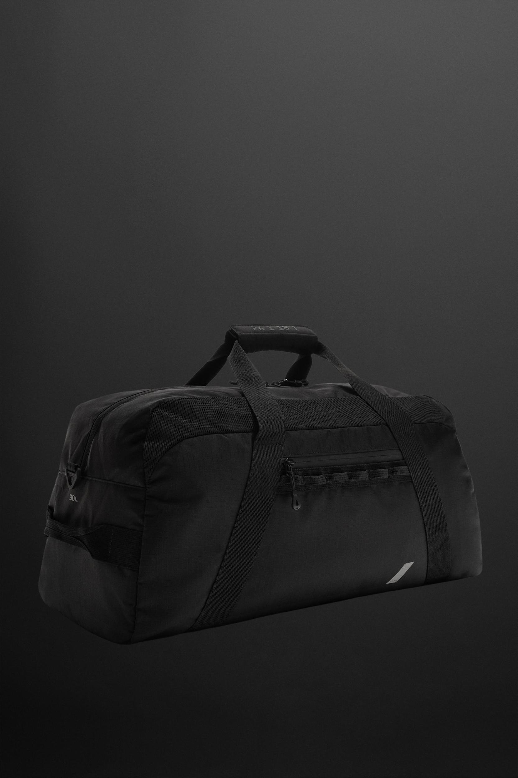 SPORTS DUFFEL BAG Product Image