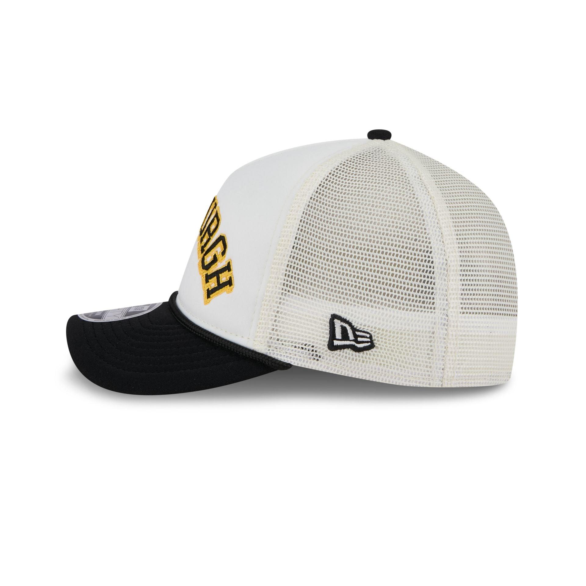 Pittsburgh Pirates Chrome Arch 9FORTY M-Crown A-Frame Trucker Hat Male Product Image