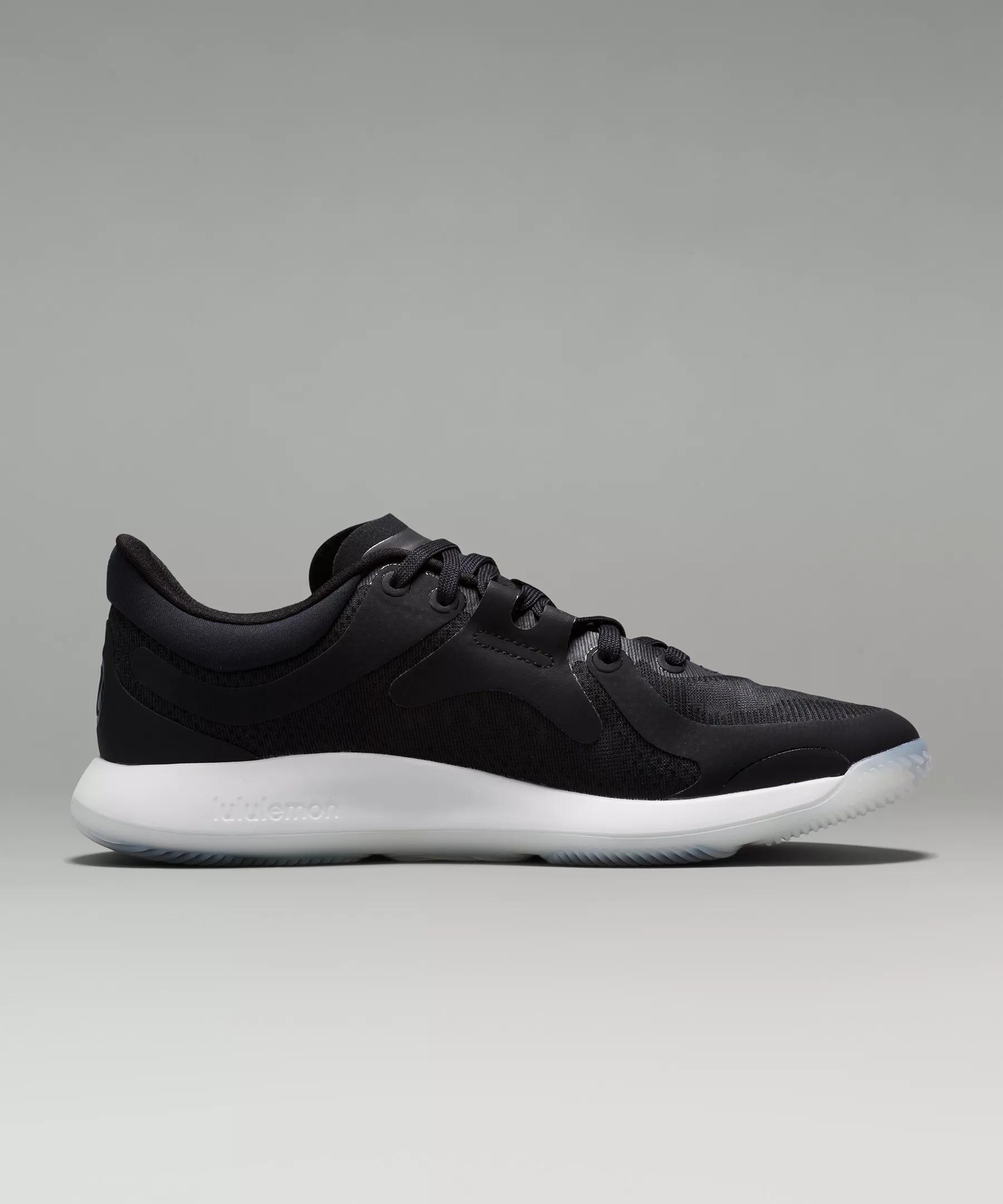 Women's Strongfeel Training Shoe Product Image