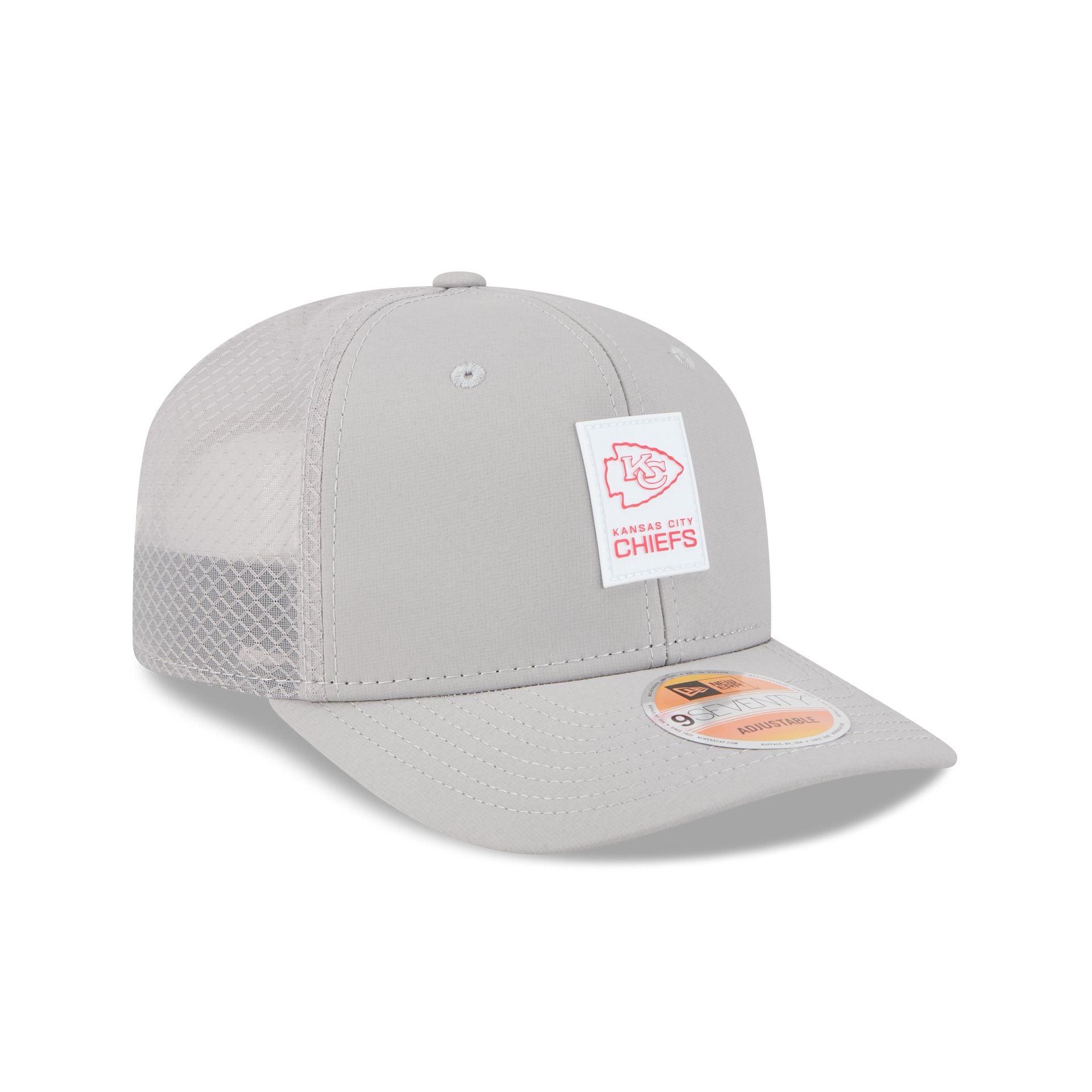 Kansas City Chiefs 2025 Sideline Hot Weather Gray 9SEVENTY Trucker Hat Male Product Image