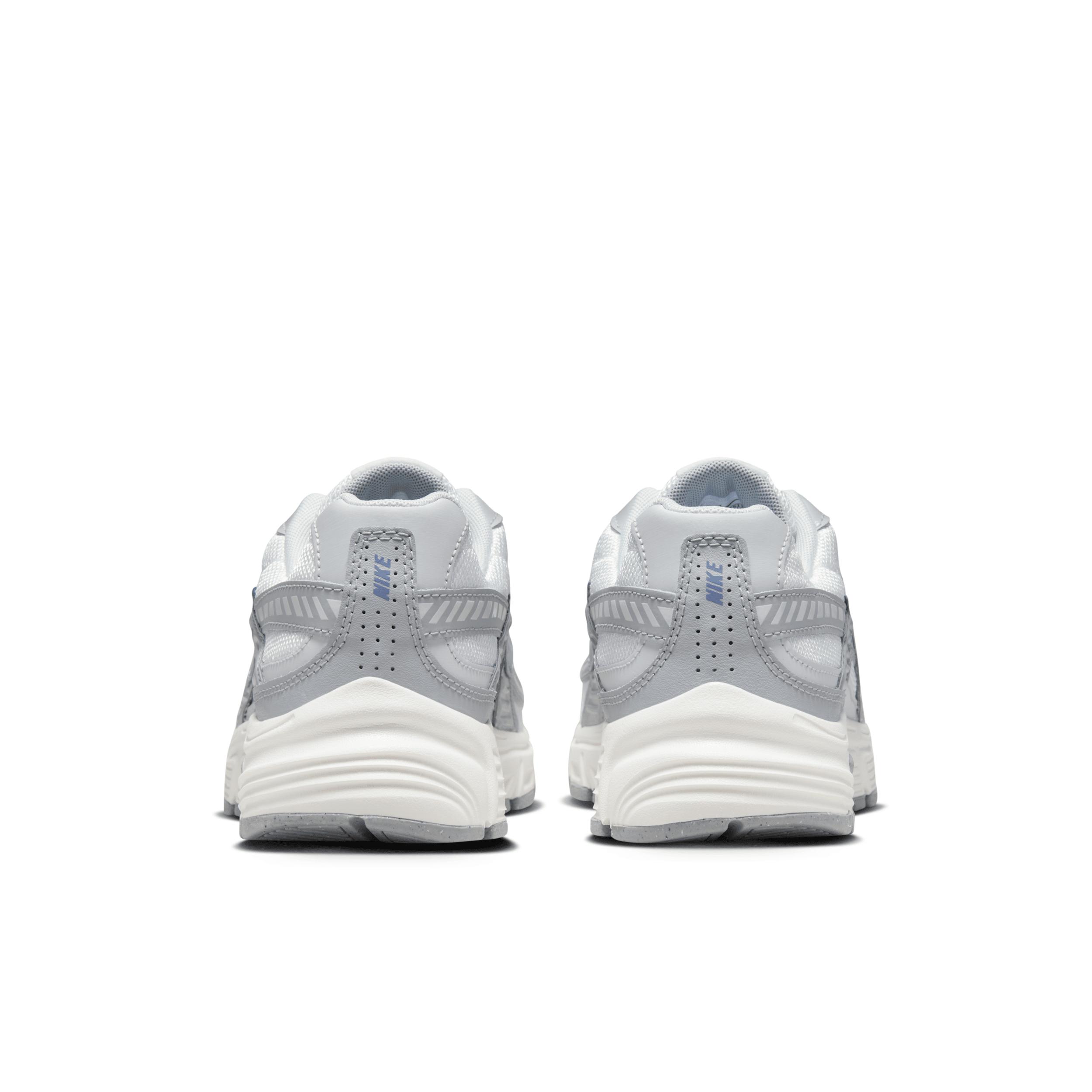 Nike Womens Initiator Running Shoe Product Image