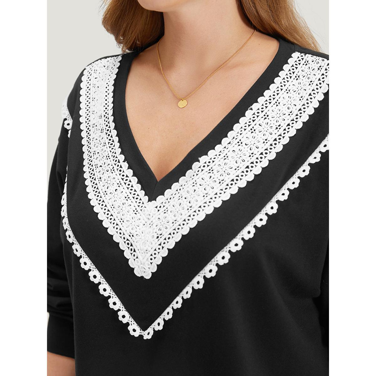 Plus Size Lace Insert V Neck Elastic Cuffs Sweatshirt Women Black Elegant Elastic cuffs V-neck Dailywear Sweatshirts BloomChic 22-24/3X Product Image