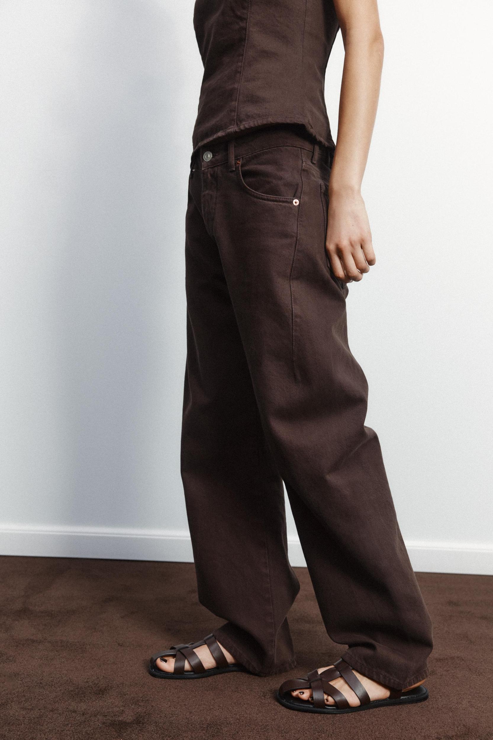 MID-RISE SLOUCHY BELT LOOP JEANS Product Image