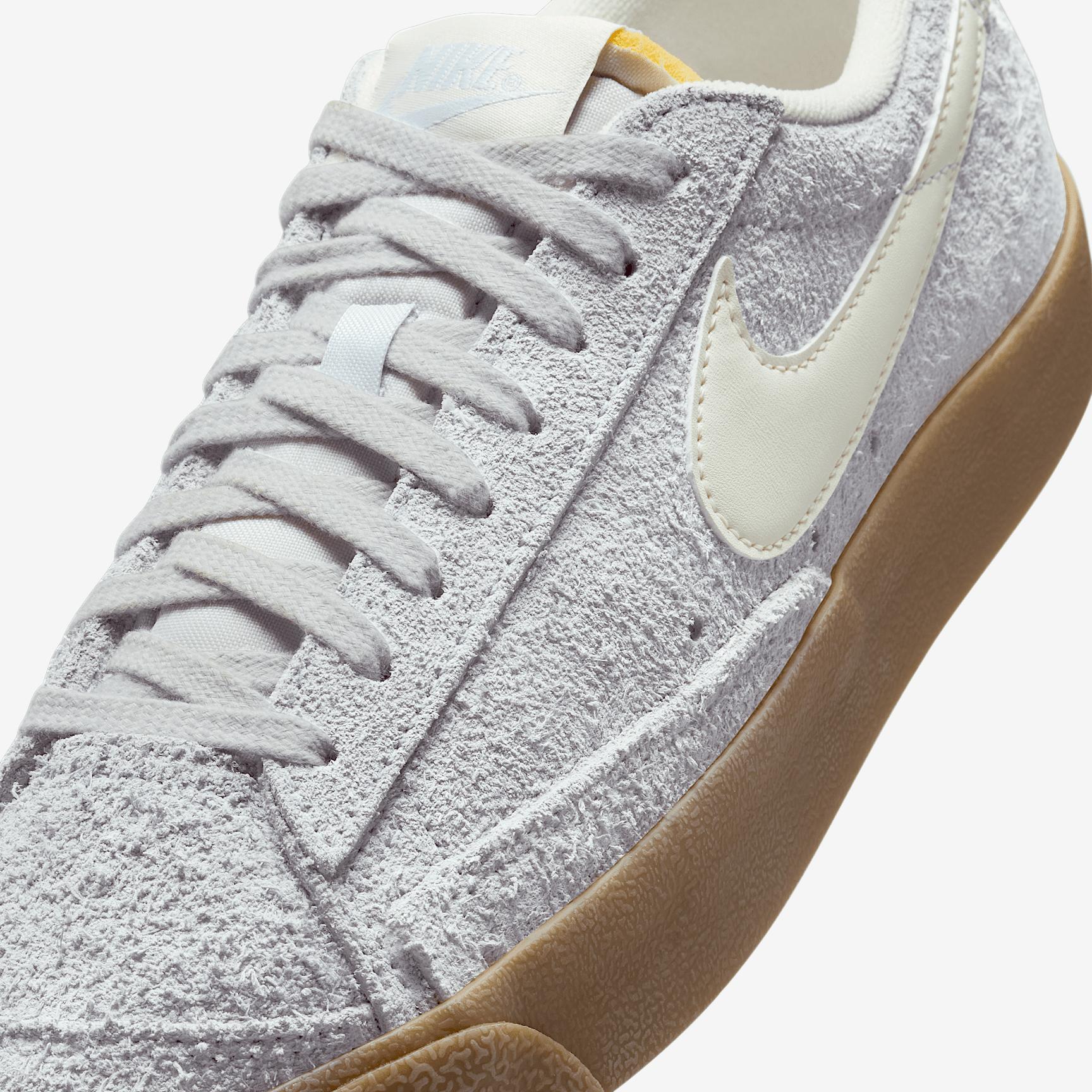 Nike Women's Blazer Low '77 Vintage Shoes Product Image