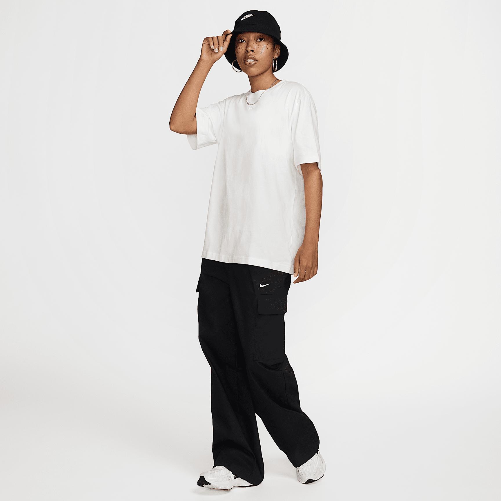 Women's Nike Sportswear Essential T-Shirt Product Image