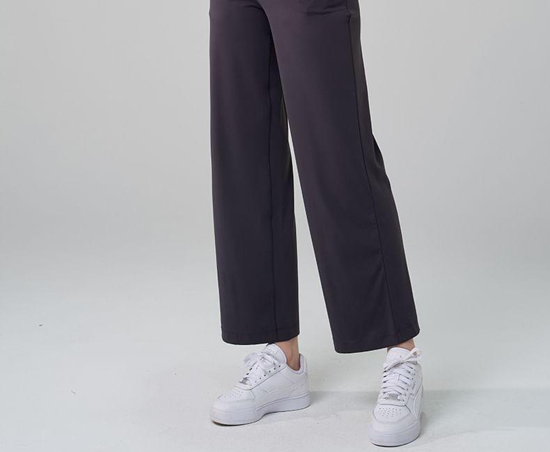 Long-Sleeve Crewneck Plain Crop Sports Top Product Image