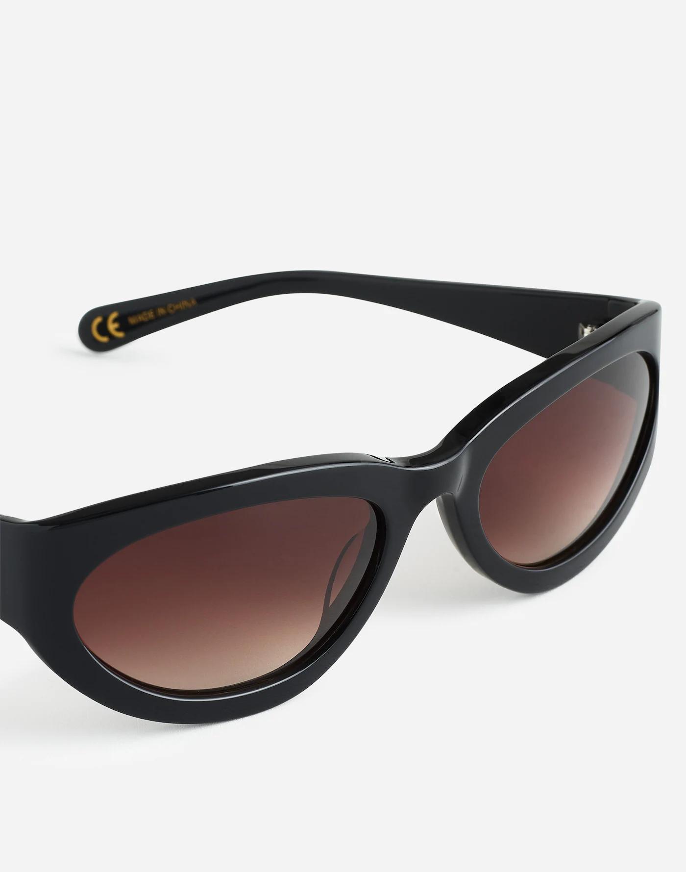 Wraparound Sunglasses Product Image