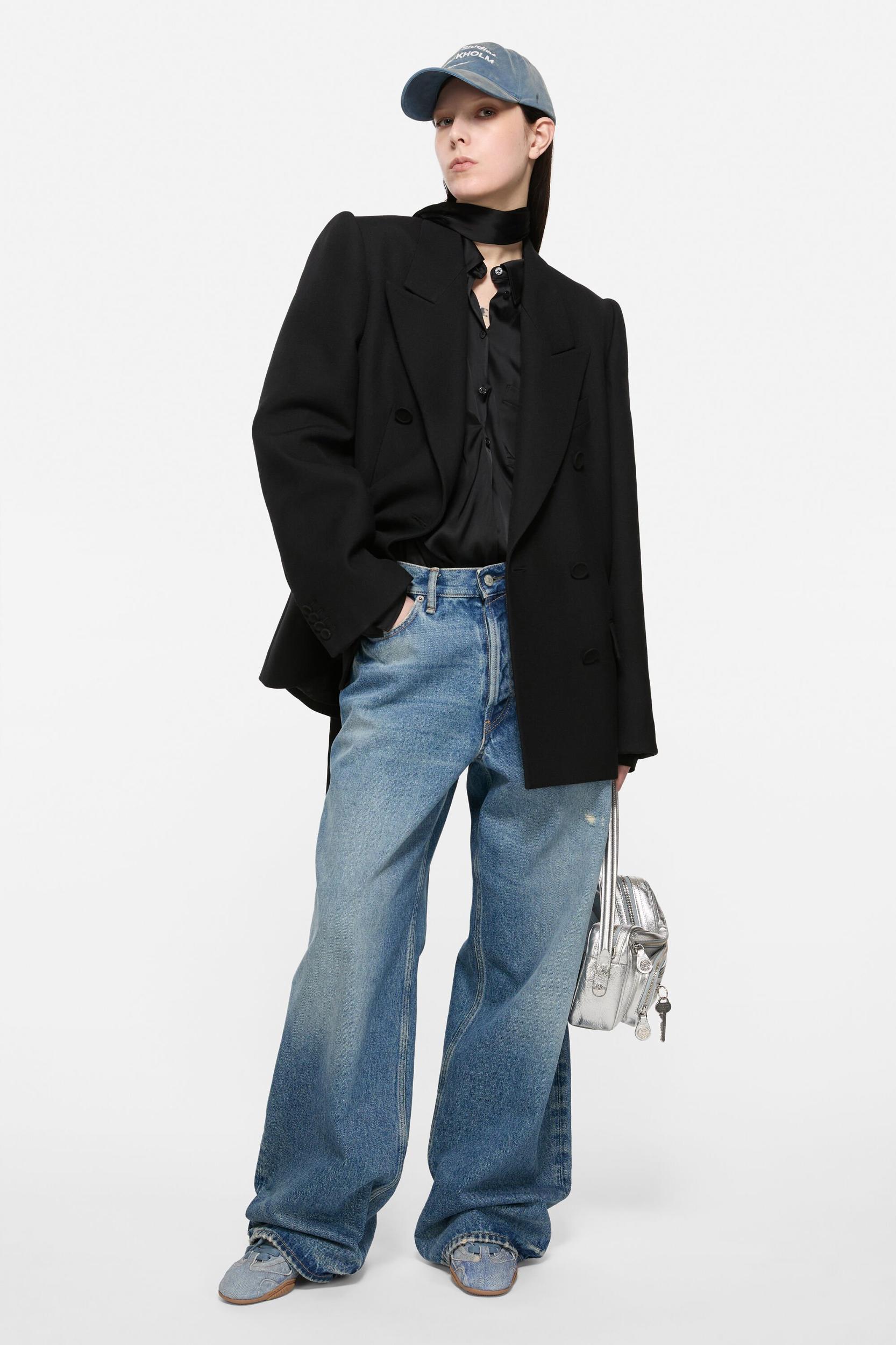 Lace-up leather shoes Product Image