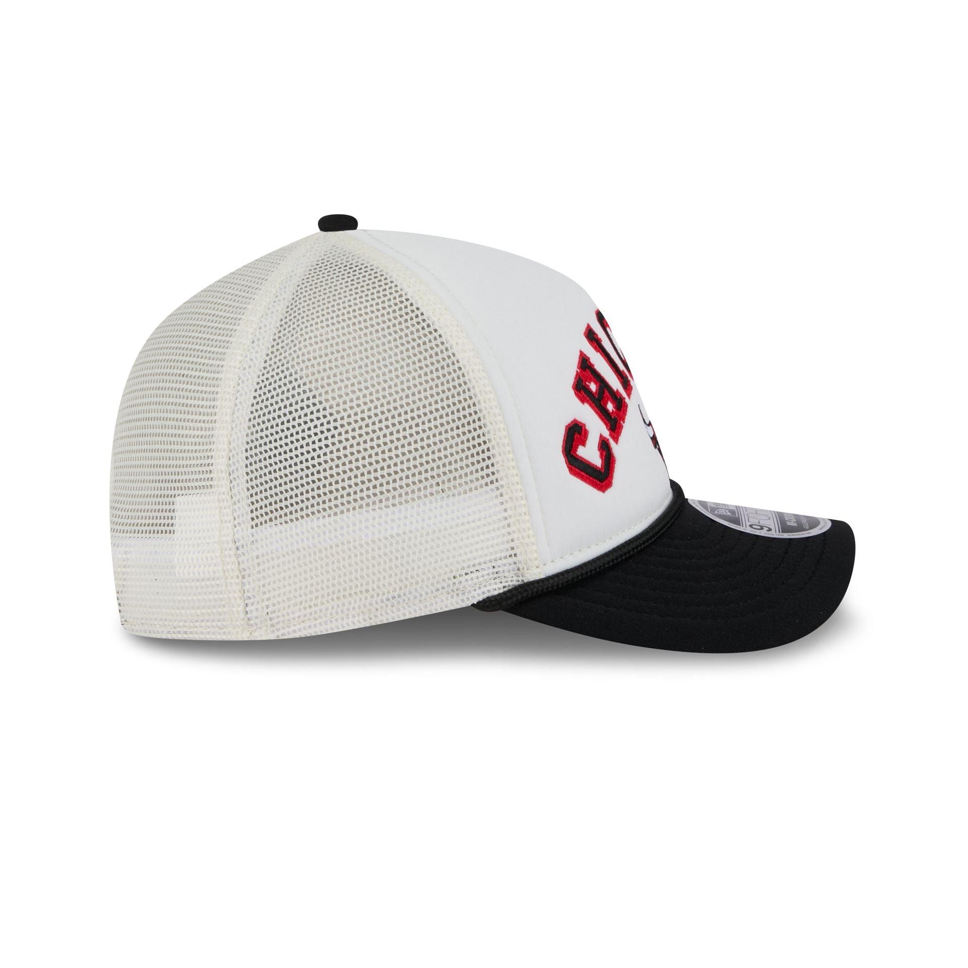 Chicago Bulls Chrome Arch 9FORTY M-Crown A-Frame Trucker Hat Male Product Image