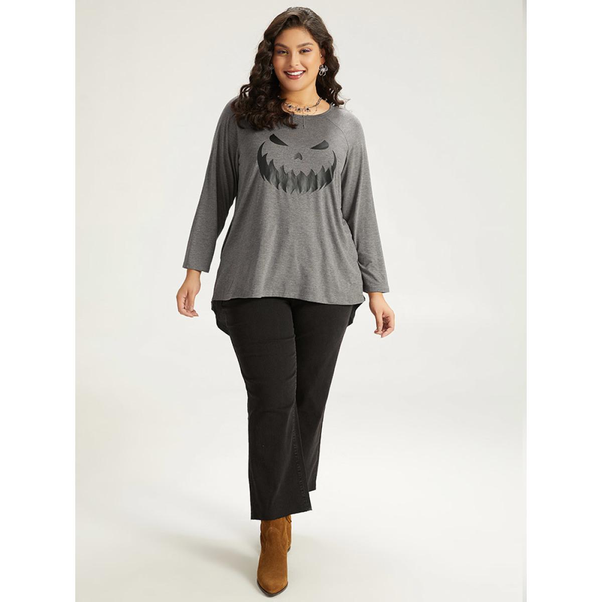 Plus Size Halloween Graphic Pocket Crew Neck T-shirt Gray Women Casual Printed Halloween Festival-Halloween T-shirts BloomChic 18-20/2X Product Image