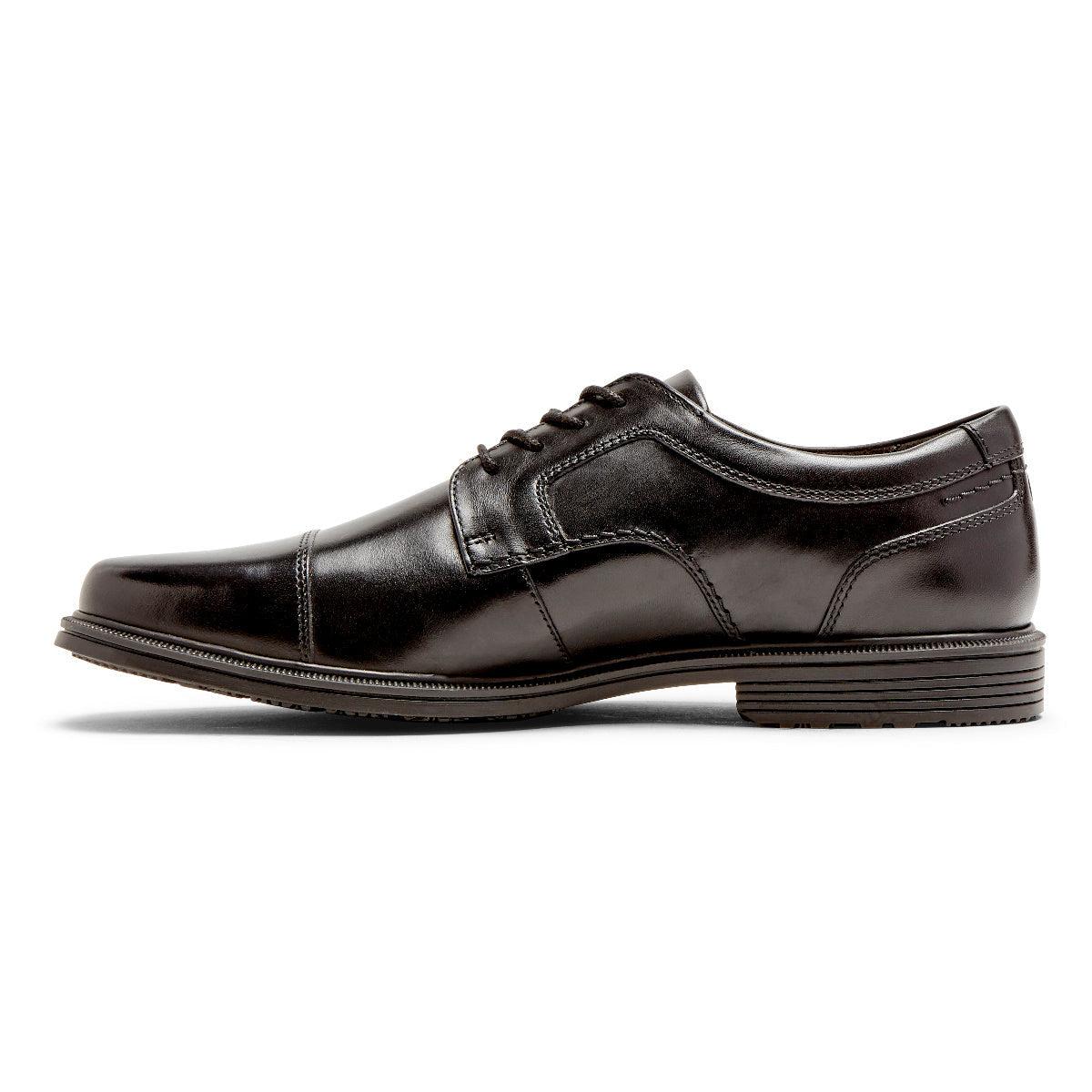 Men's Robinsyn Waterproof Cap Toe Oxford Male Product Image