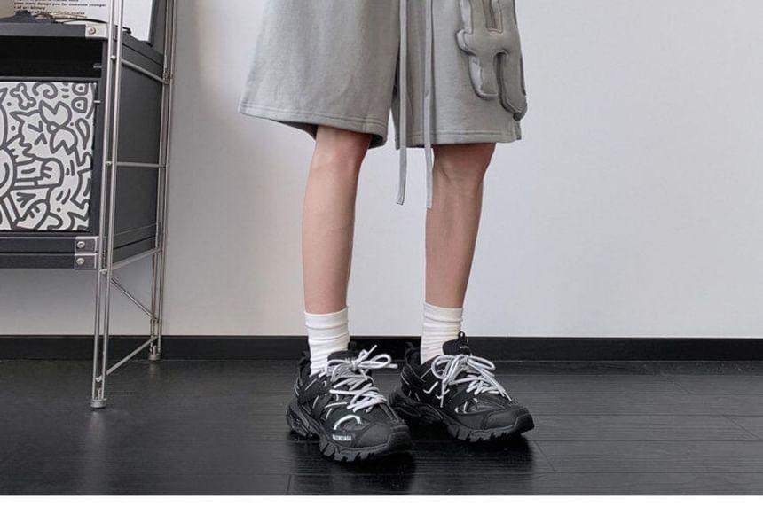 Mid Rise Plain Lettering Shorts Product Image