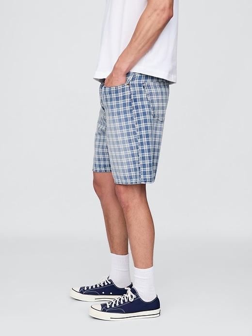 '90s Loose Denim Plaid Shorts Product Image