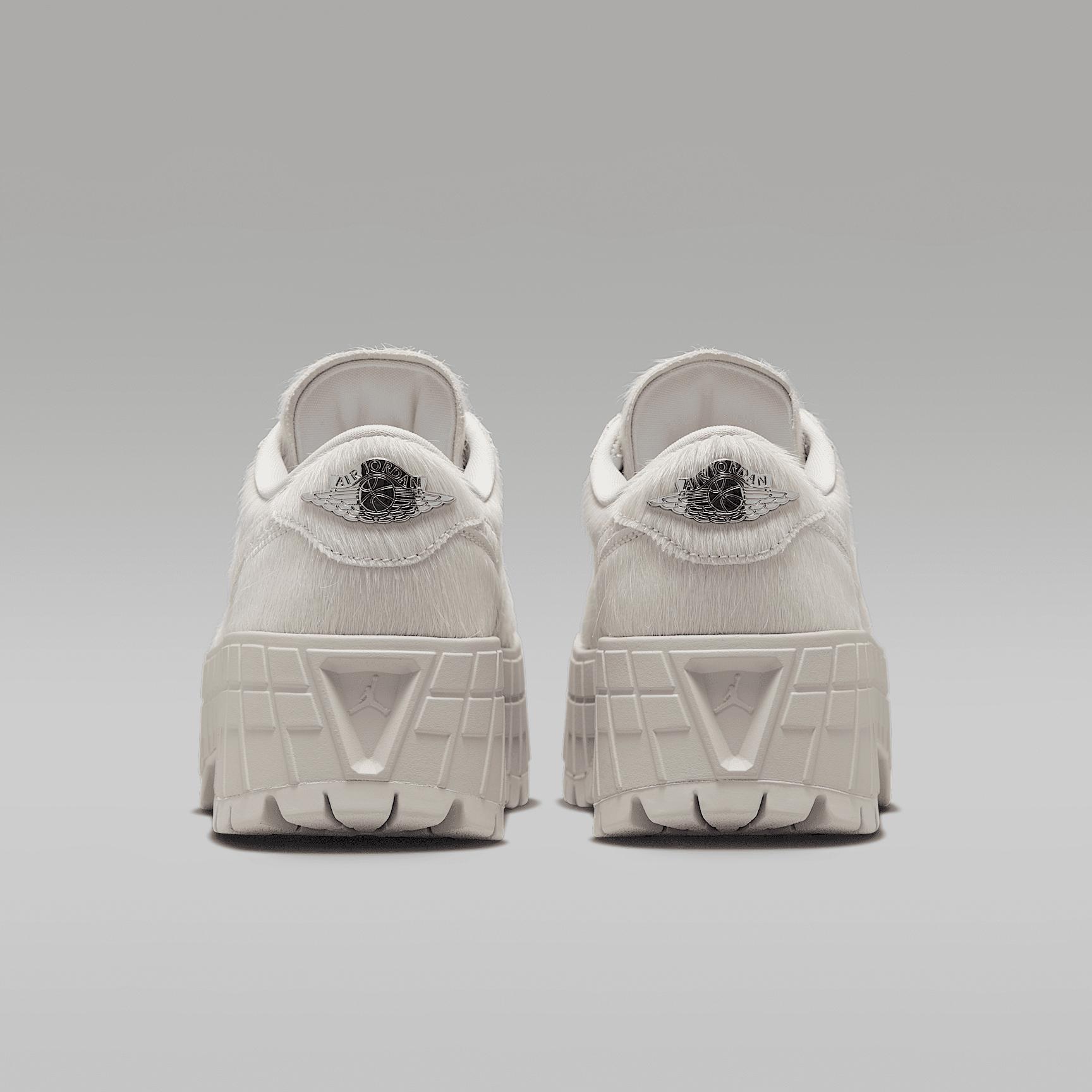 Air Jordan 1 Brooklyn Low Women's Shoes Product Image