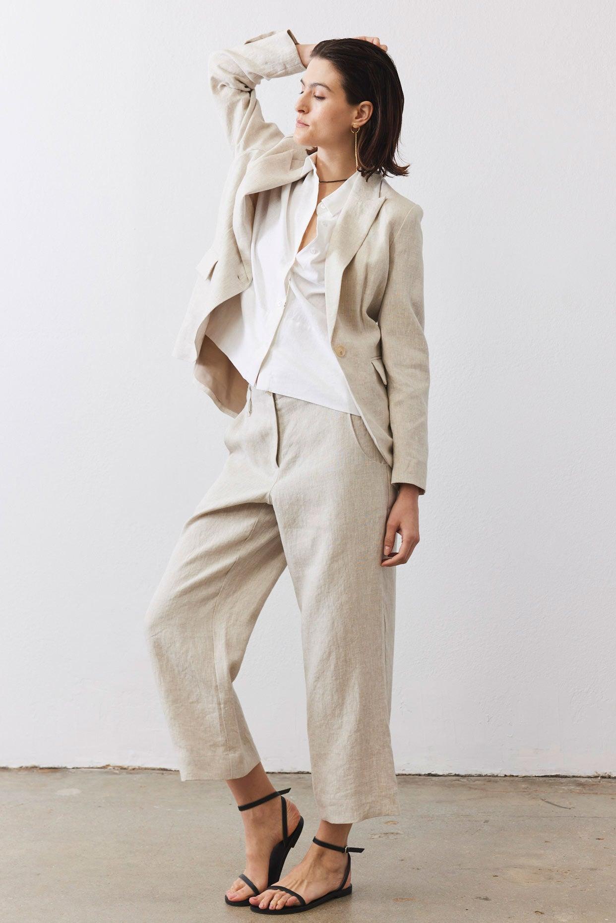 The Linen Classic Blazer That Upgrades You Product Image