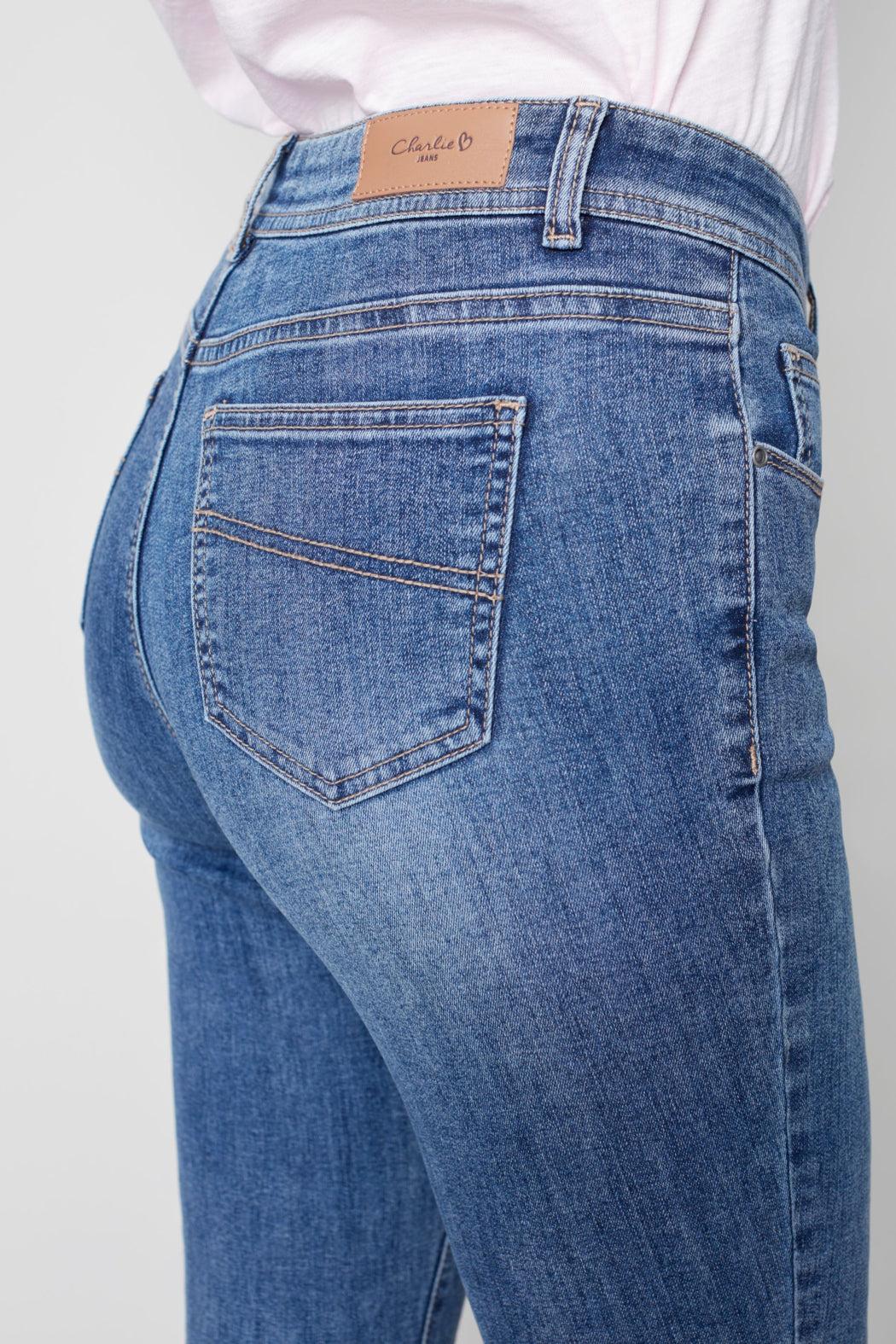 Frayed hem ankle jean Product Image