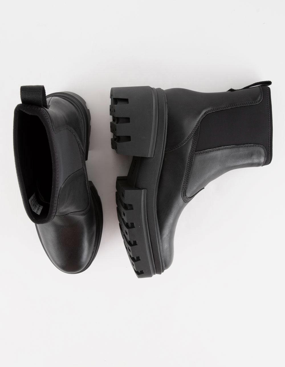 TIMBERLAND Everleigh Chelsea Womens Boots - BLACK Product Image