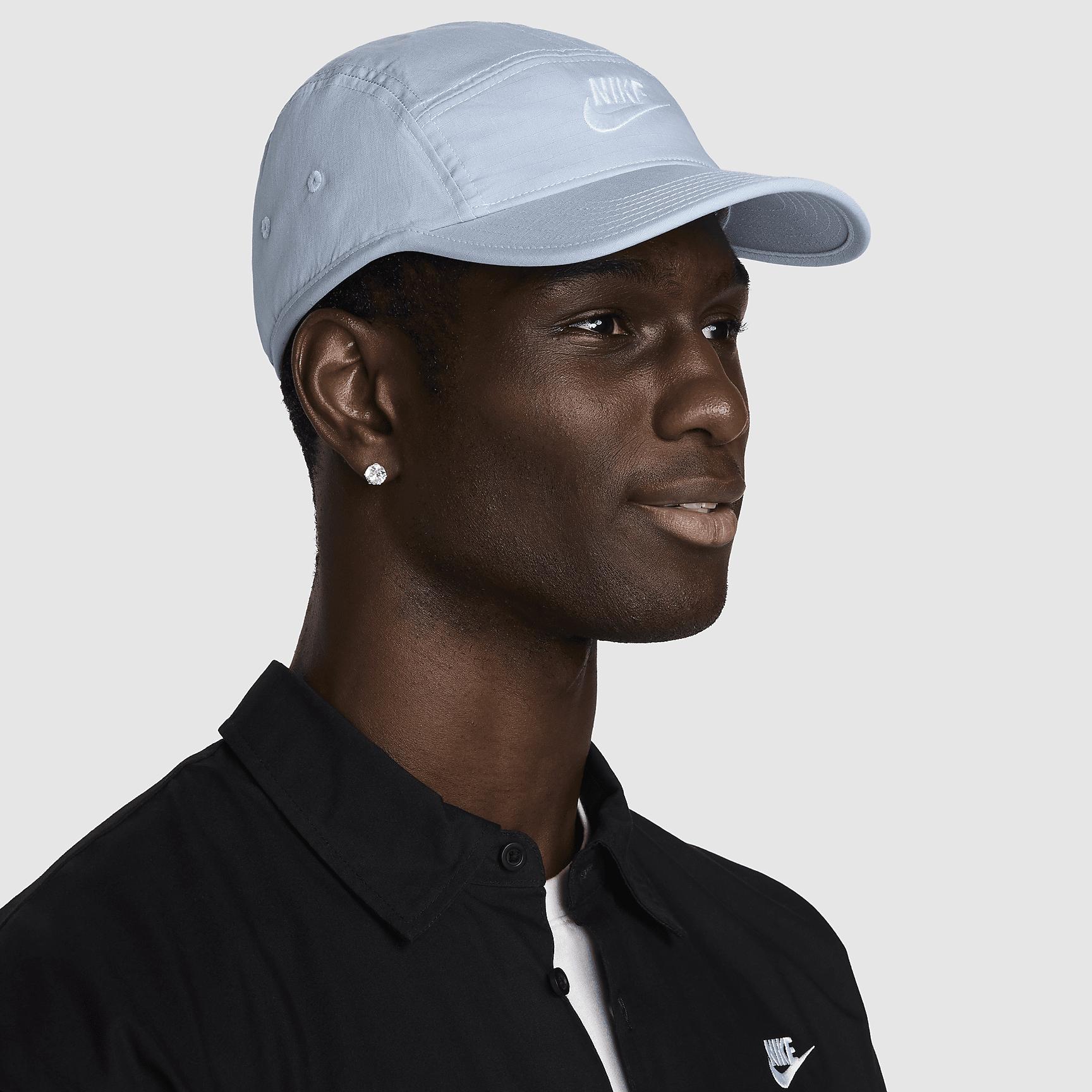 Nike Fly Unstructured Futura Cap Product Image