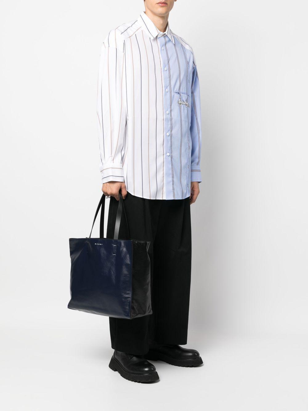 logo-print leather tote bag  Product Image