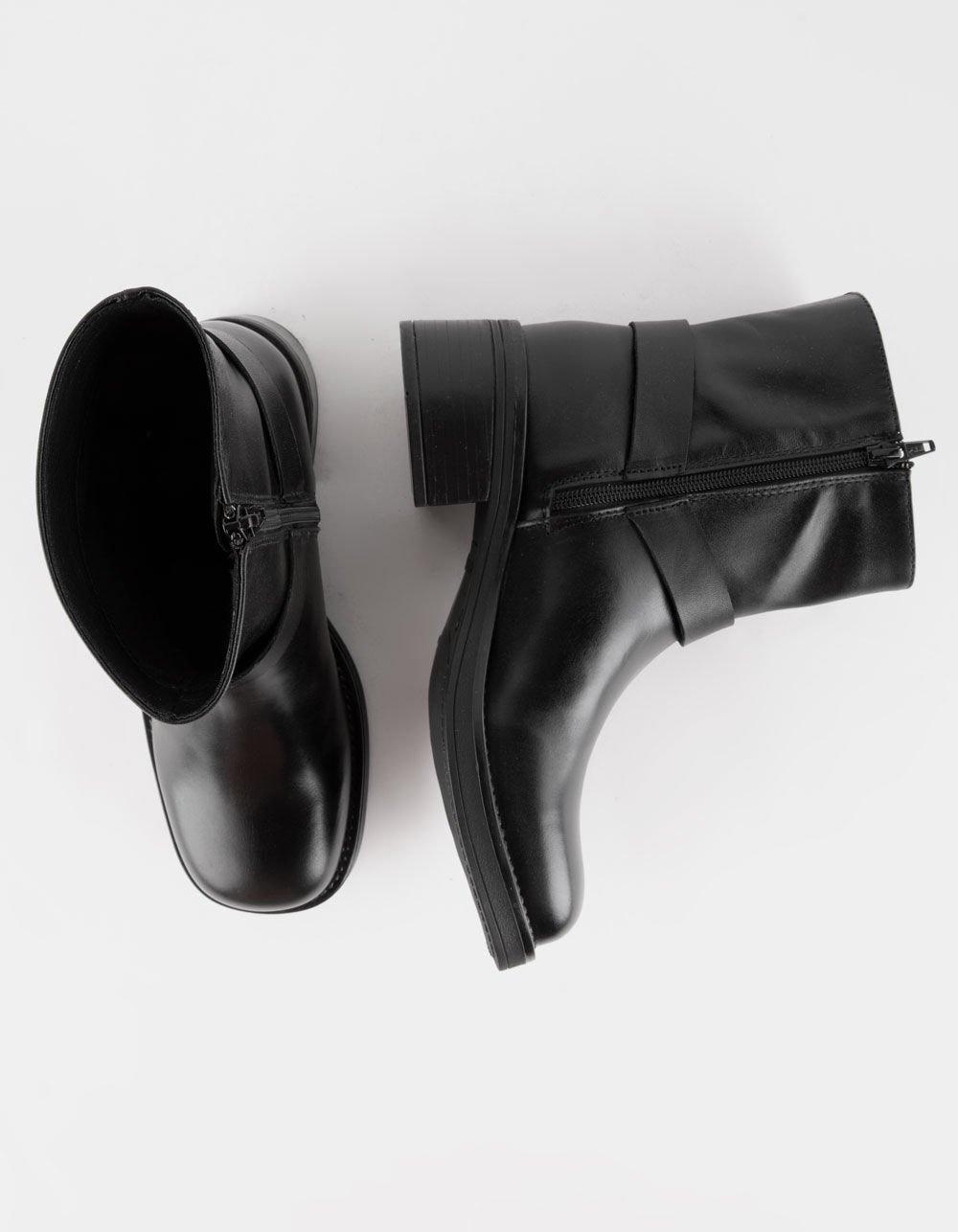 STEVE MADDEN Adena Harness Womens Moto Boots - BLACK Product Image