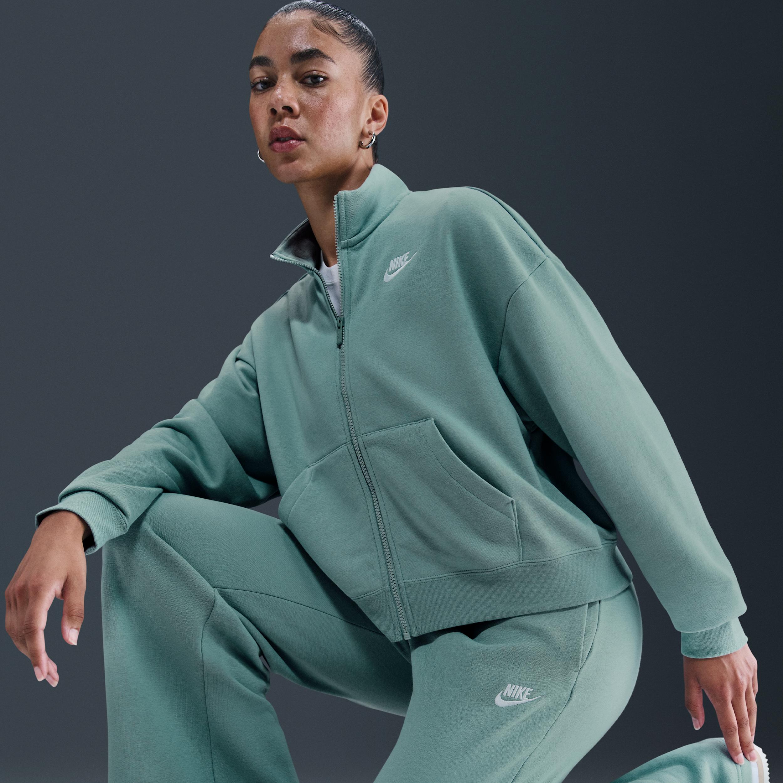 Women's Nike Sportswear Club Fleece Mid-Rise Wide-Leg Sweatpants Product Image