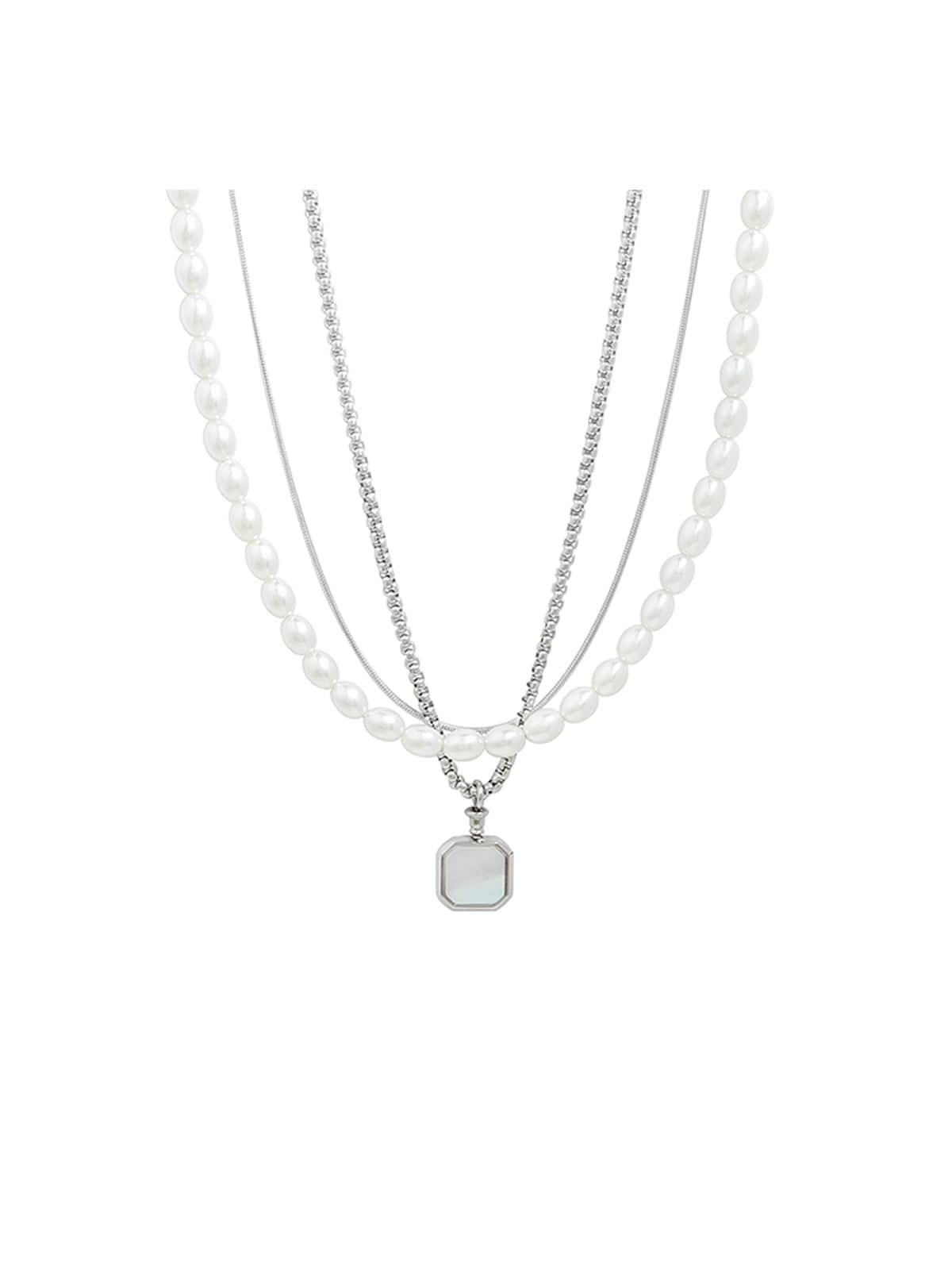 MULTI LAYER PEARL SQUARE NECKLACE Product Image