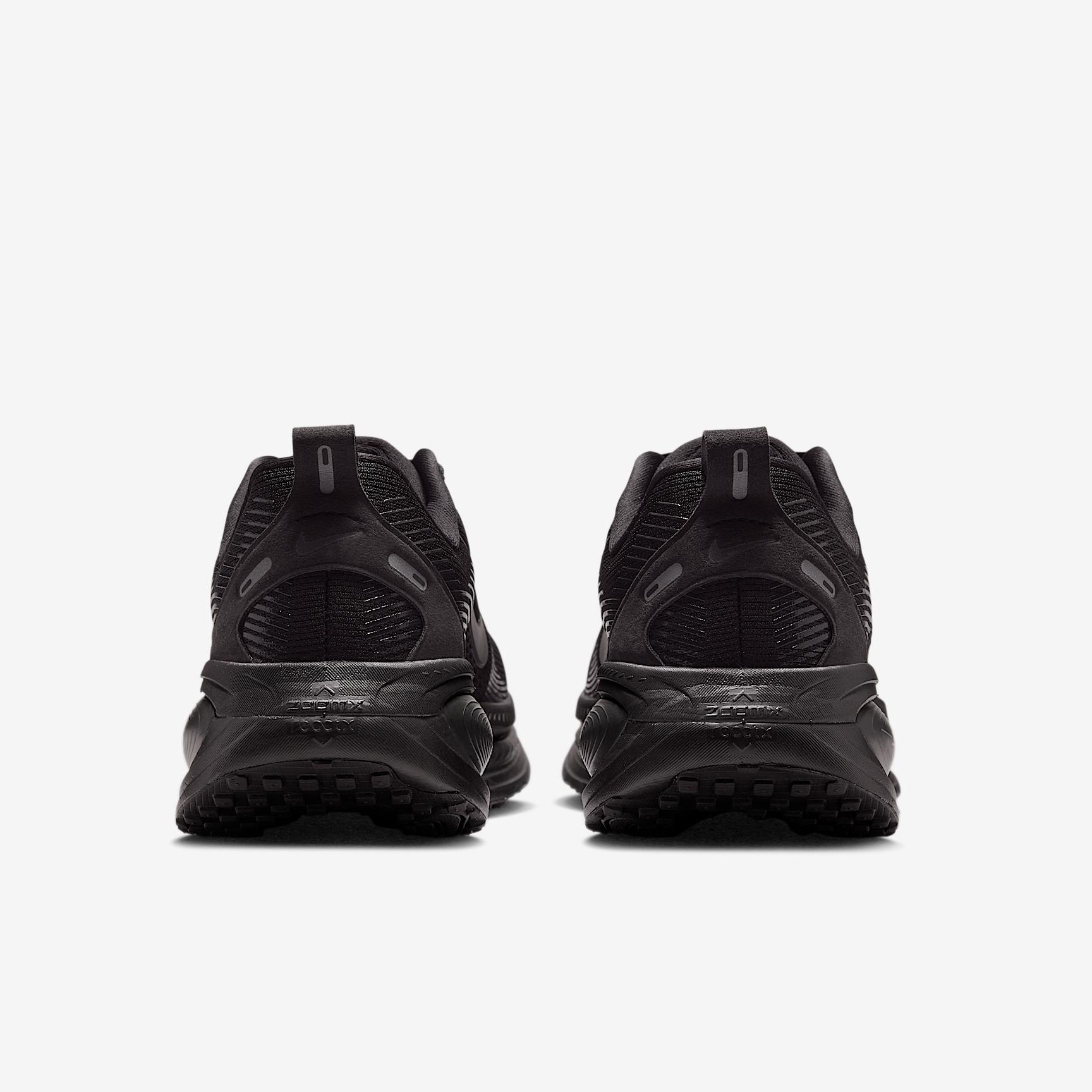 Nike Womens Vomero 18 Road Running Shoes | HM6804-004 Product Image