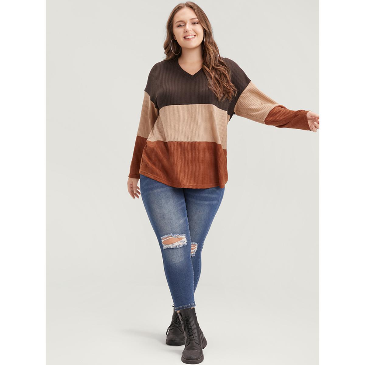 Plus Size Colorblock Contrast V Neck Waffle Knit Long Tee Bronze Women Casual Contrast Plain V-neck Dailywear T-shirts BloomChic 30/6X Product Image