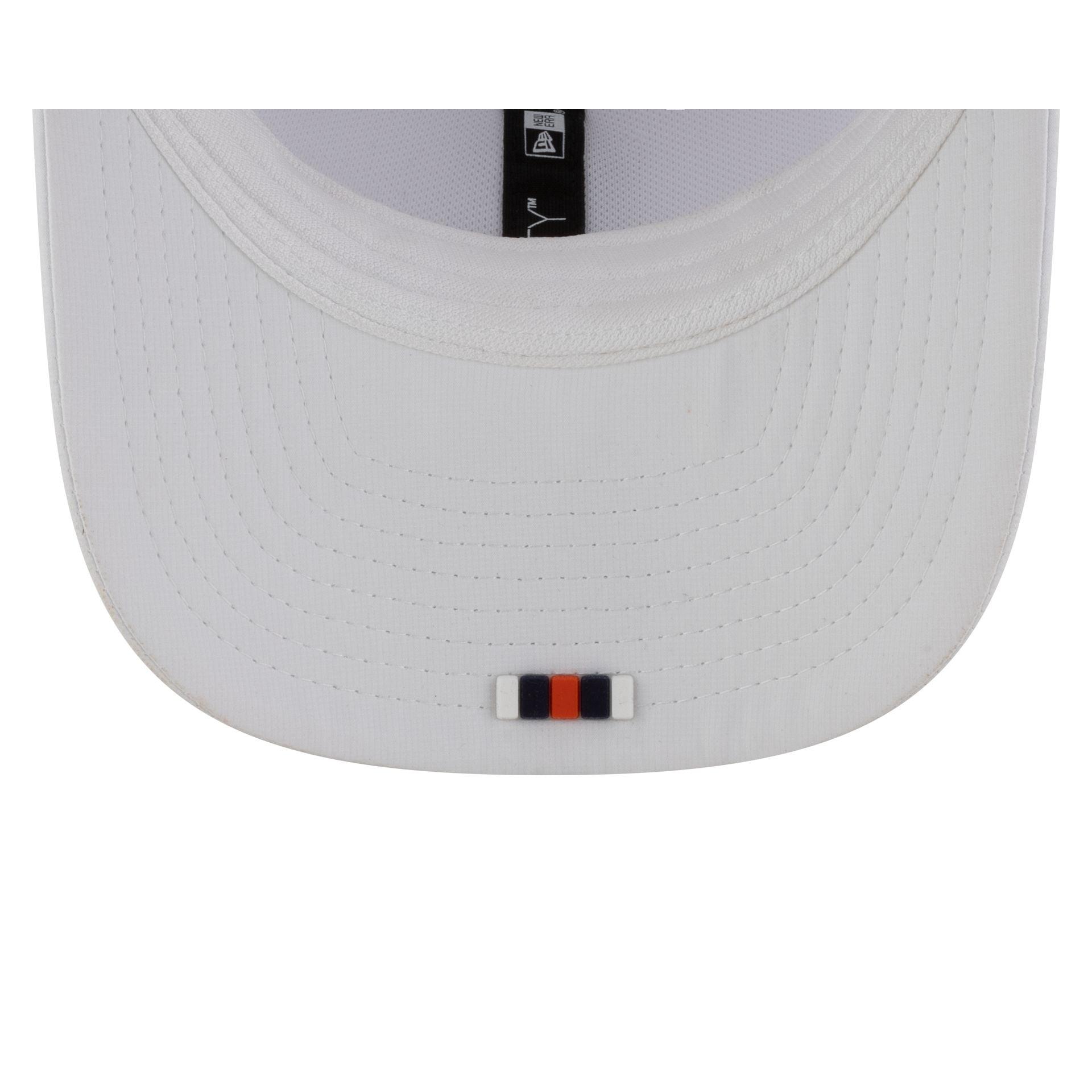 Chicago Bears 2025 Sideline Hot Weather White 9SEVENTY Trucker Hat Male Product Image