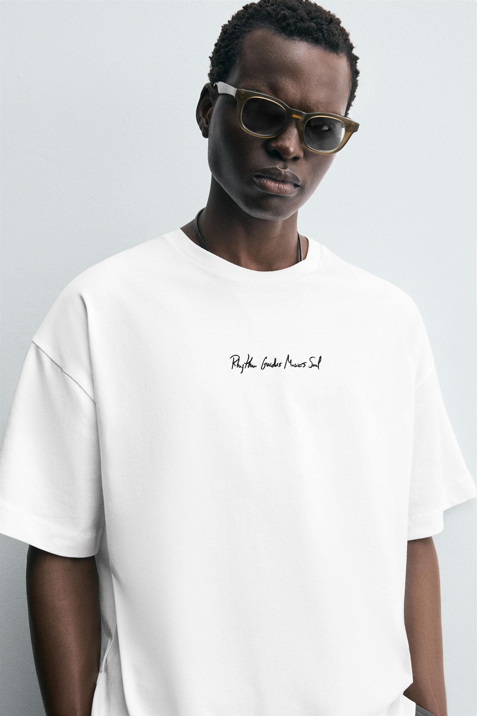 EMBROIDERED TEXT T-SHIRT Product Image