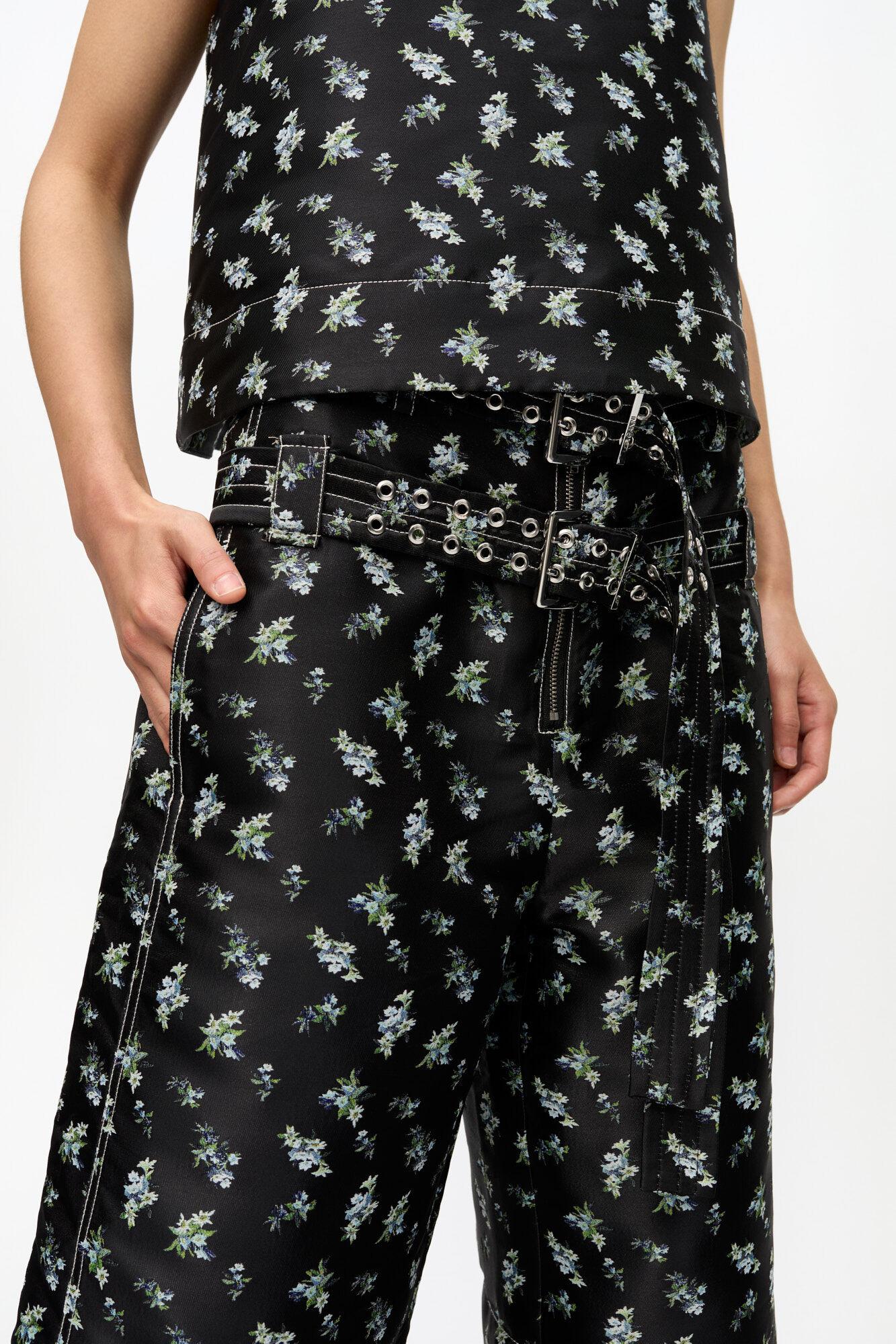 Floral Jacquard Shorts Product Image