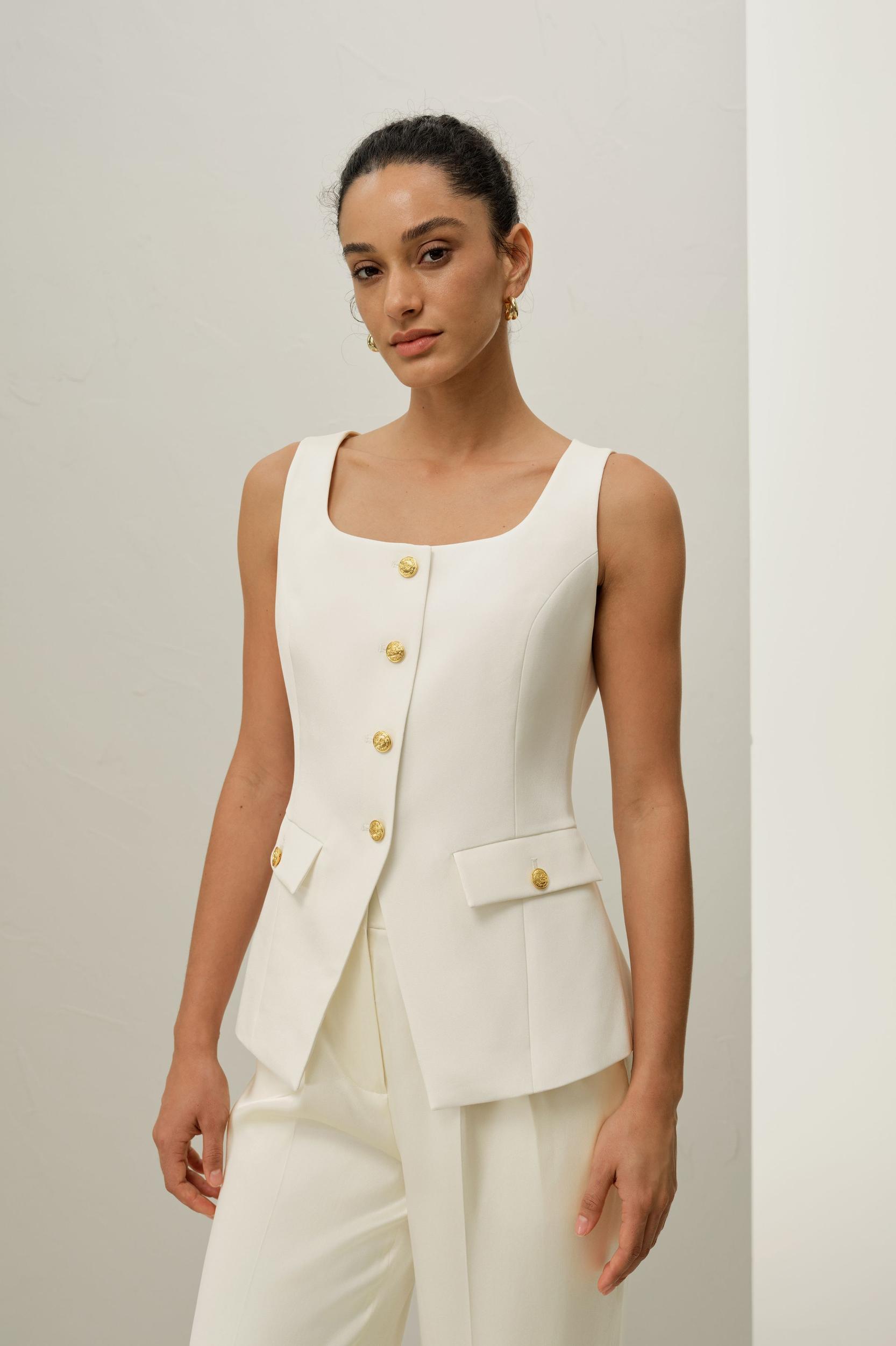 Cintré Vest Product Image