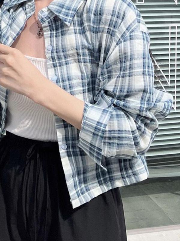 Vintage Plaid Short Loose Long Sleeve Blouse Product Image