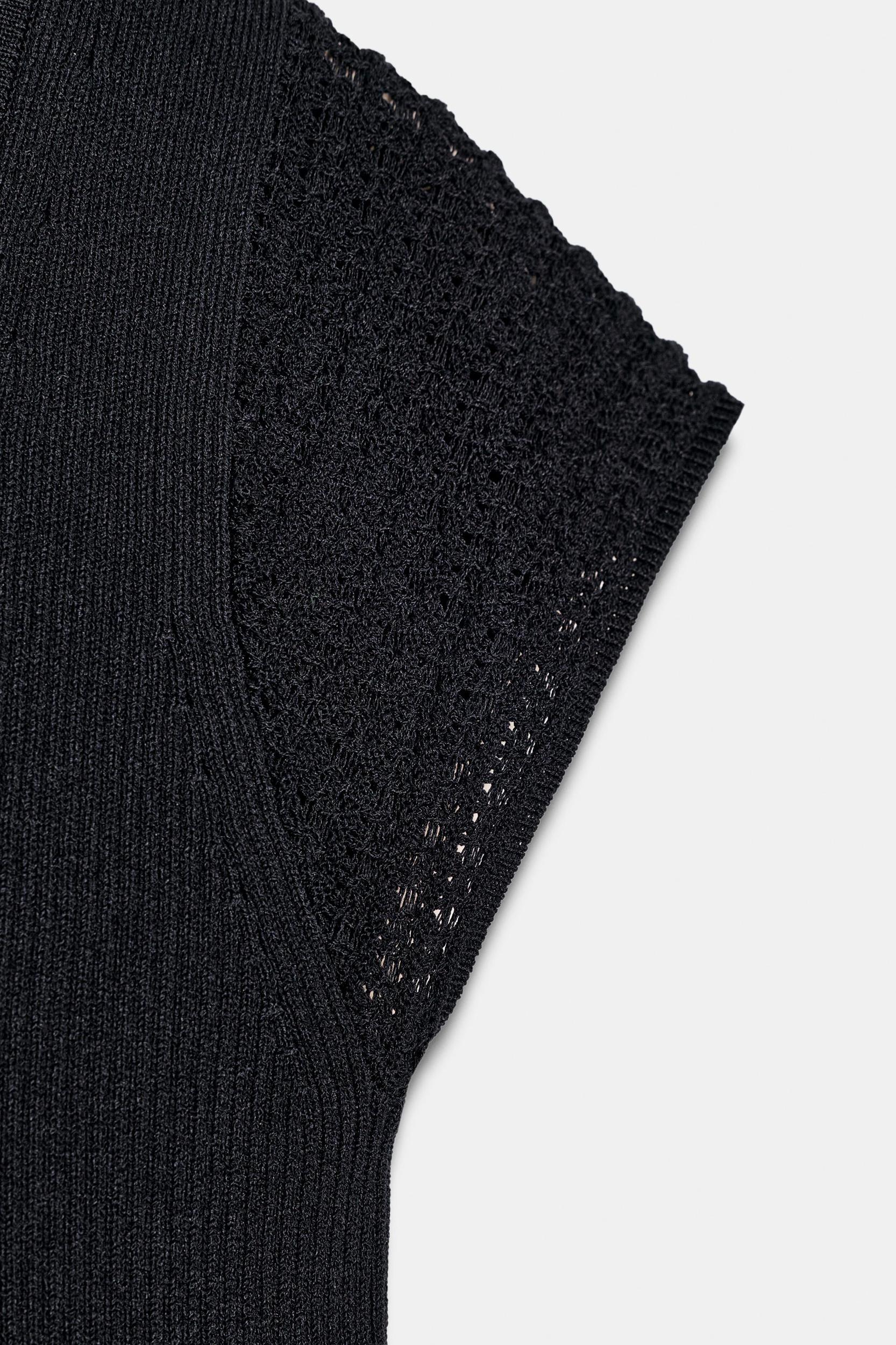 COMBINATION SLEEVE KNIT TOP Product Image
