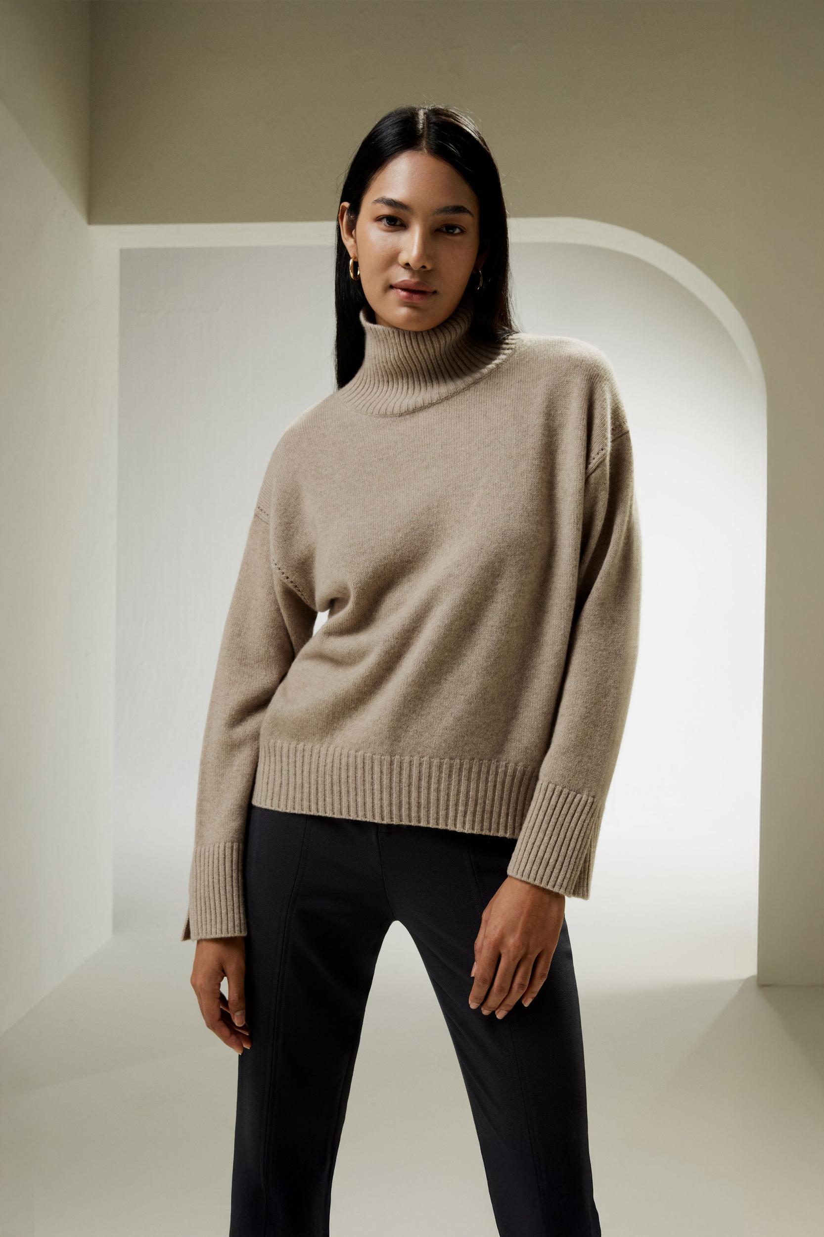 Turtleneck Relaxed-Fit Cashmere Sweater Product Image