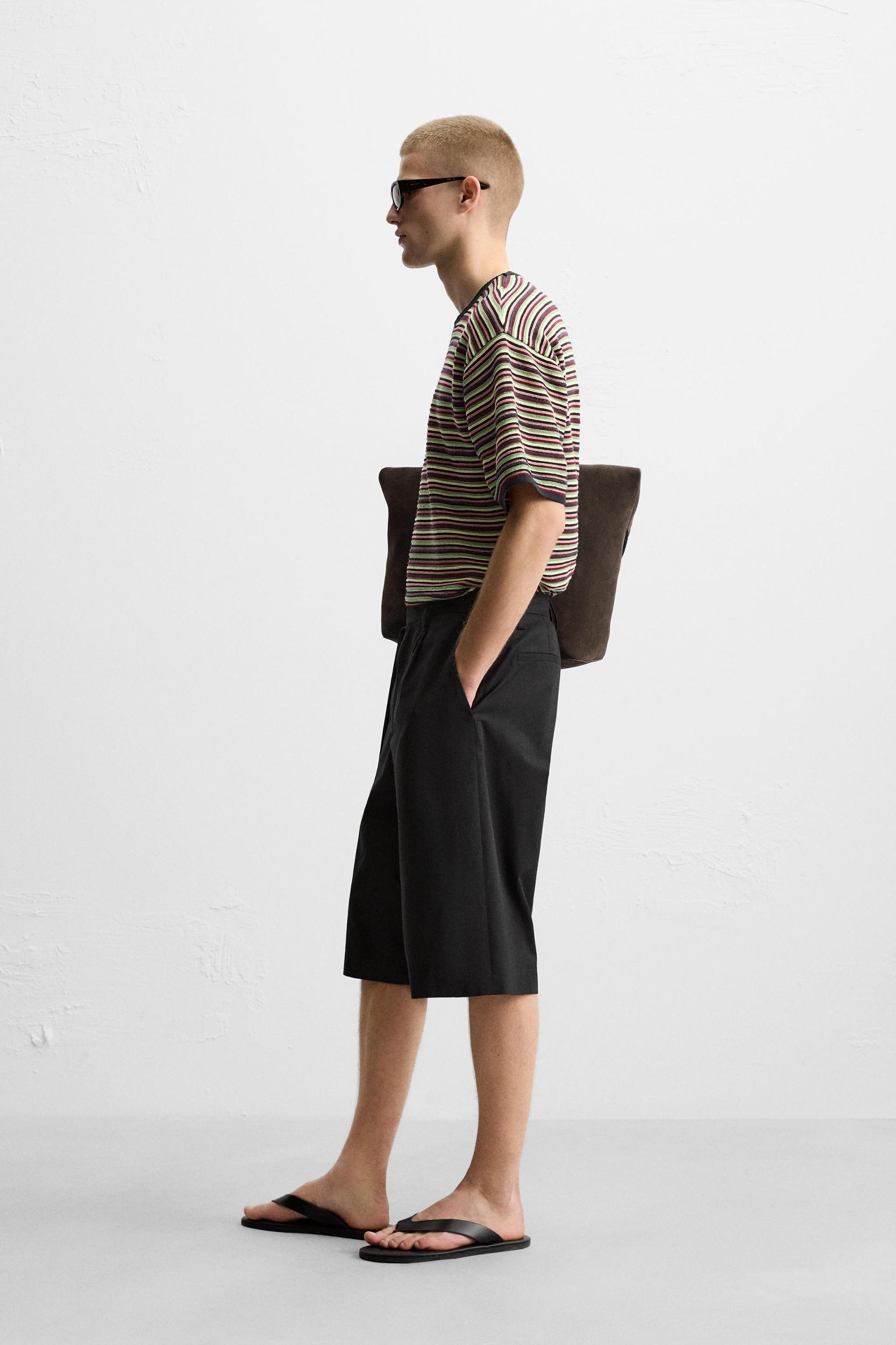 BELTED PLEATED SHORTS Product Image