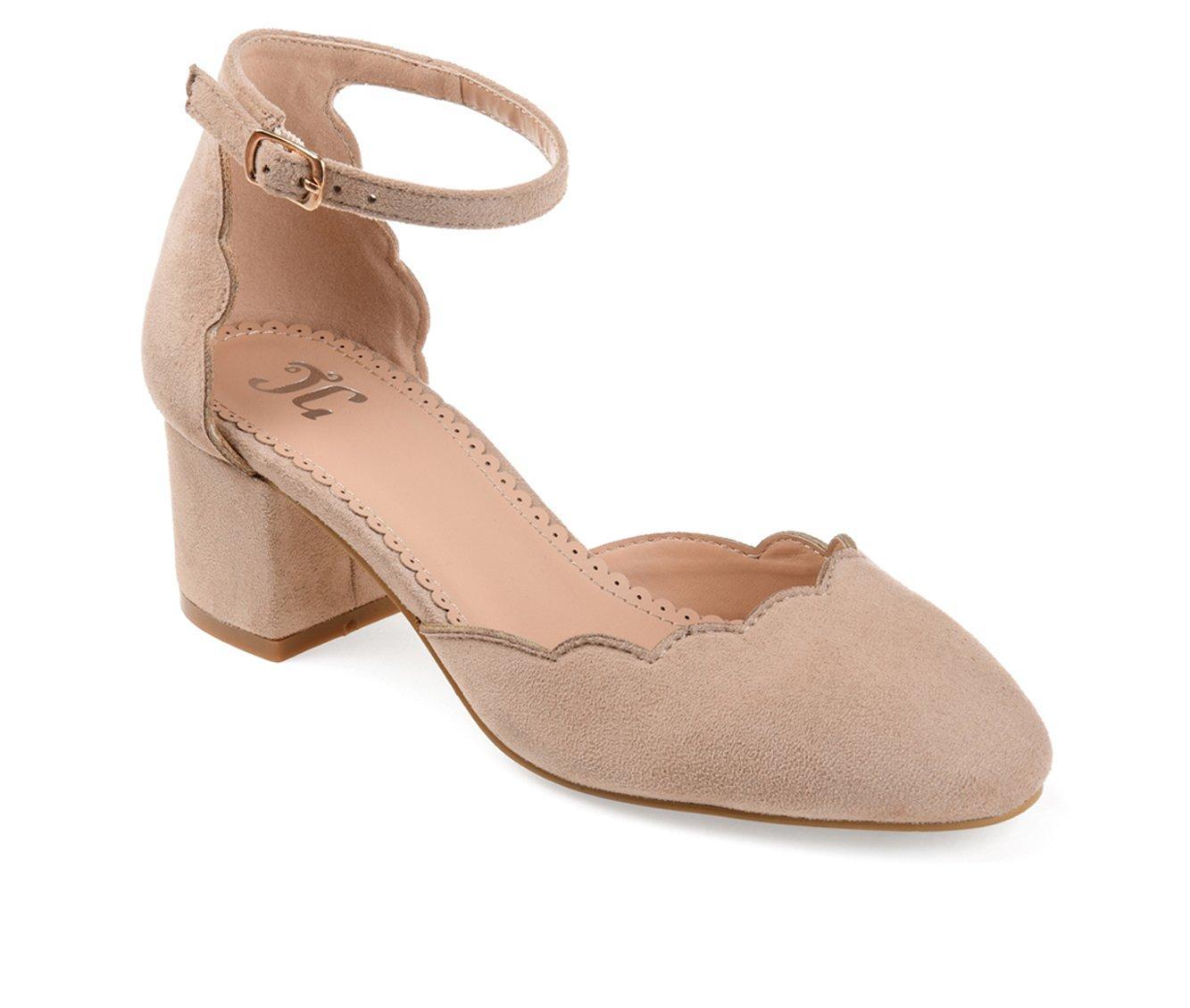 Women's Journee Collection Edna Pumps Product Image