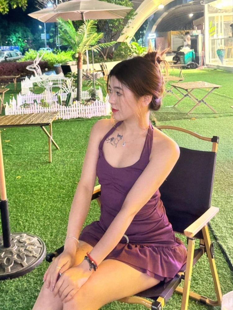 Halter V-Neck Plain Ruffle Mini Bodycon Dress Product Image