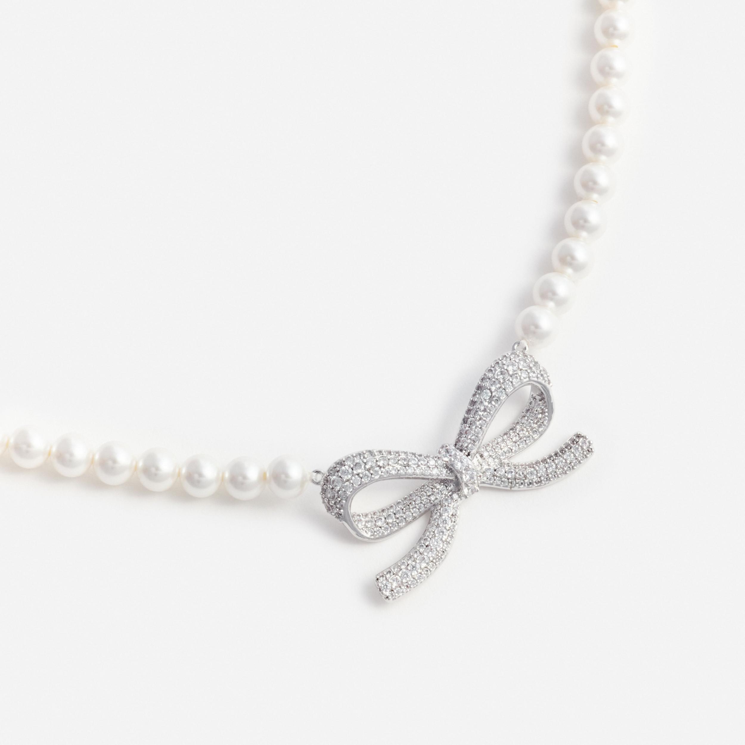 Pearl Bow Necklace Product Image